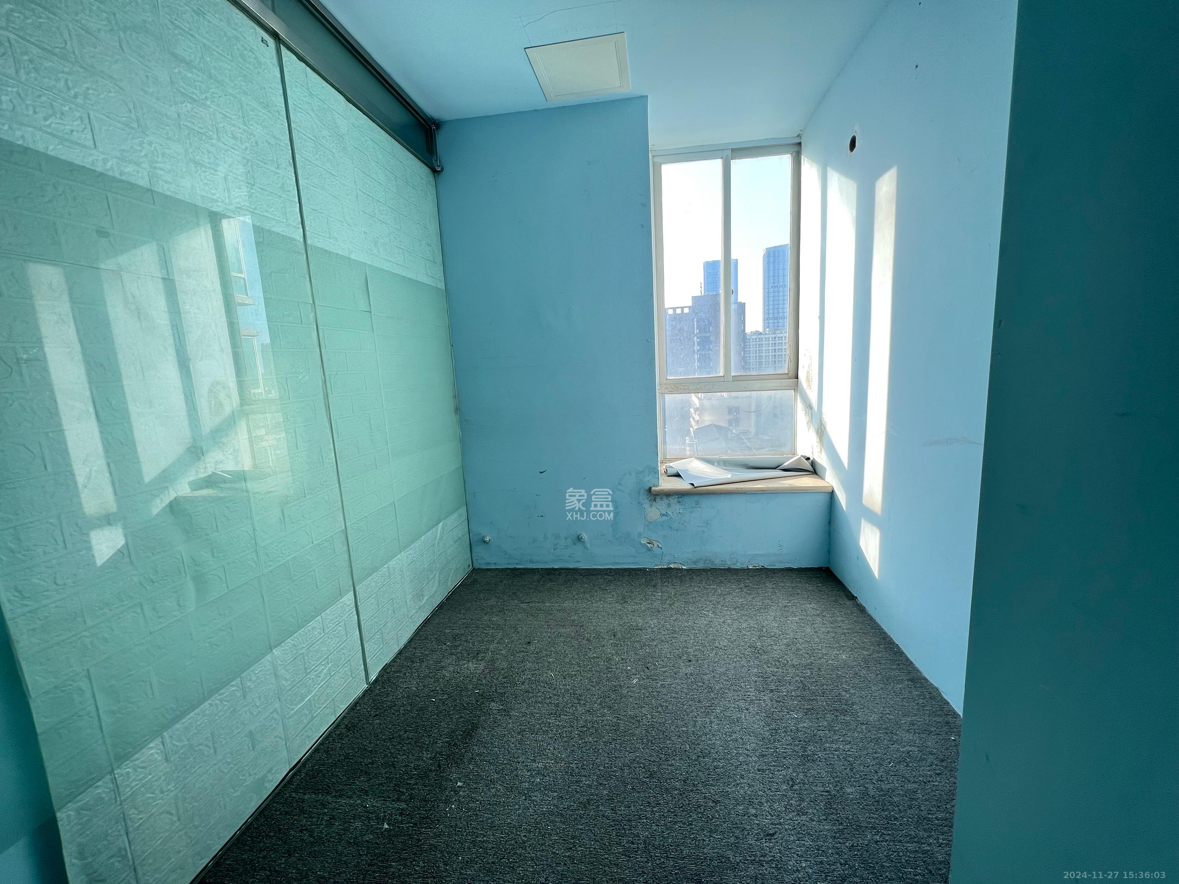 湖南财富中心  3室2厅1卫    6000.0元/月 湖南财富中心  3室2厅1卫    6000.0元/月室内图