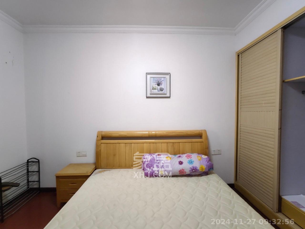 藏珑湖上国际花园 4室2厅2卫 3600.0元/月 藏珑湖上国际花园 4室2厅2卫 3600.0元/月室内图