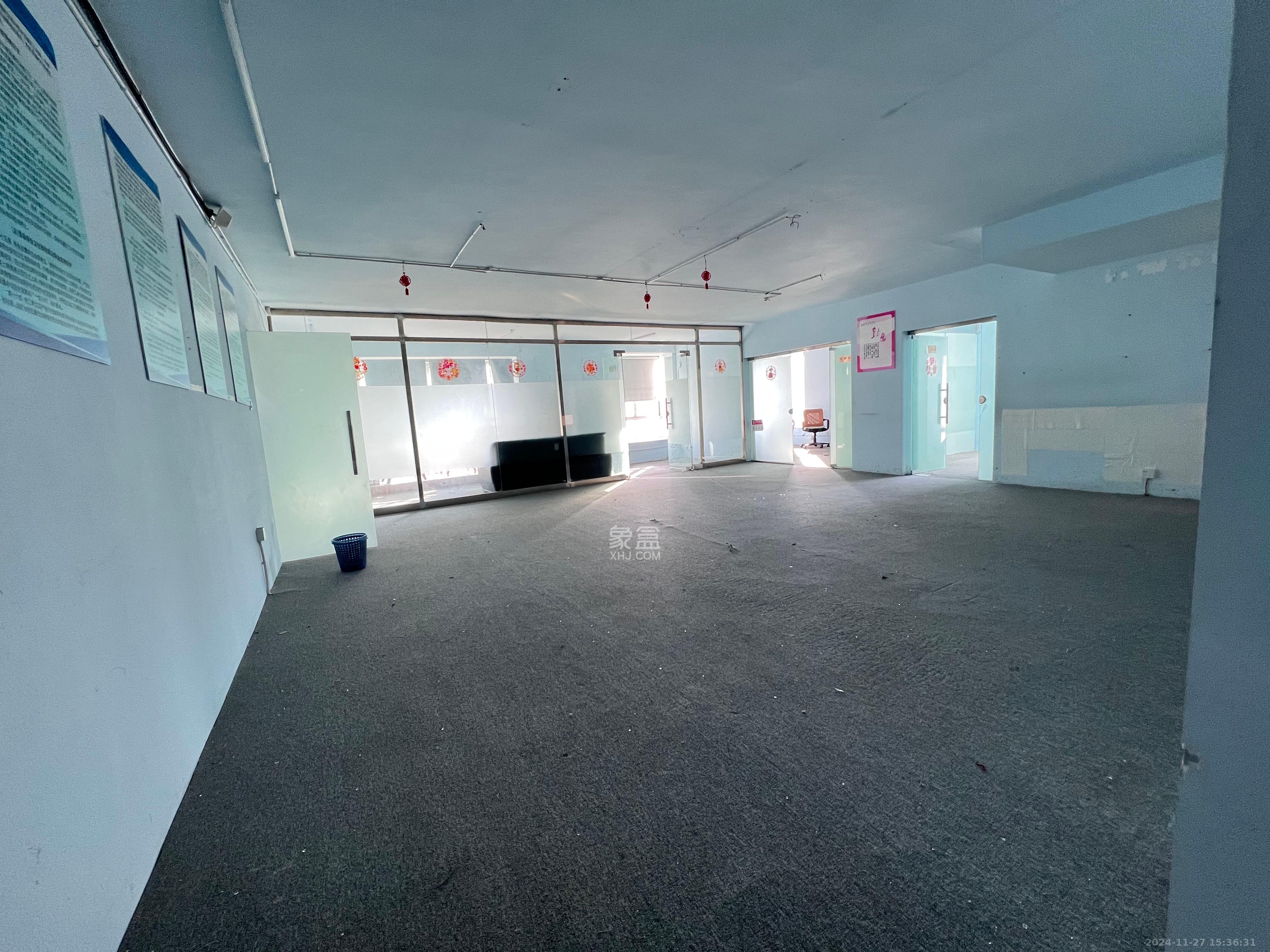 湖南财富中心  3室2厅1卫    6000.0元/月 湖南财富中心  3室2厅1卫    6000.0元/月室内图