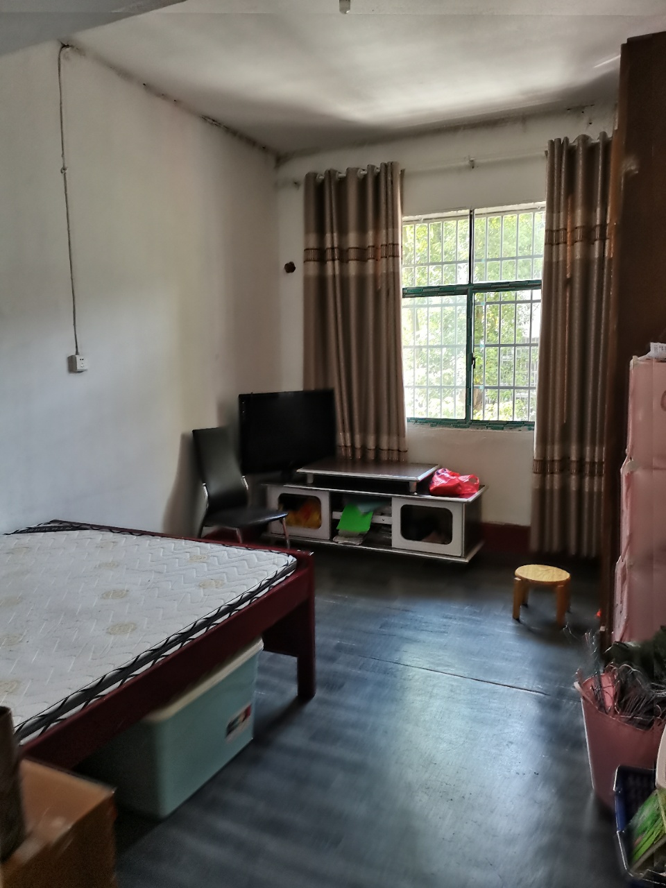 冶金局小区 3室2厅2卫 1000.0元/月 冶金局小区 3室2厅2卫 1000.0元/月室内图