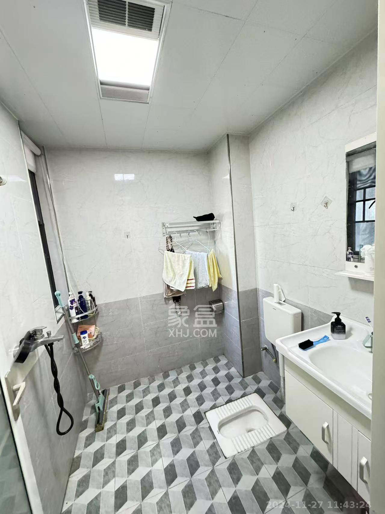 天翼花园(中国电信单位房)  3室2厅2卫    2950.0元/月 天翼花园(中国电信单位房)  3室2厅2卫    2950.0元/月室内图