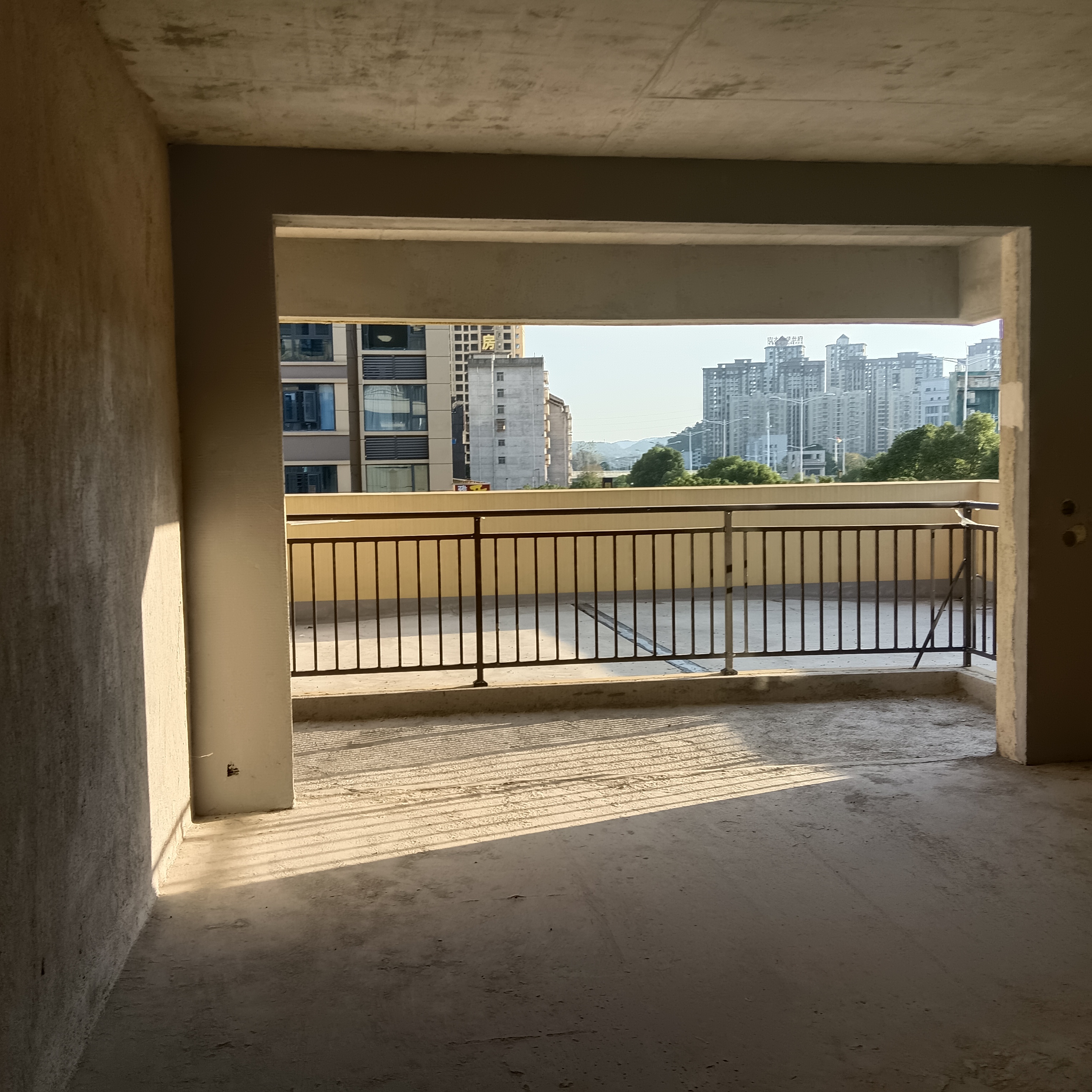 悦江山 3室2厅2卫 72.0万 悦江山 3室2厅2卫 72.0万客厅