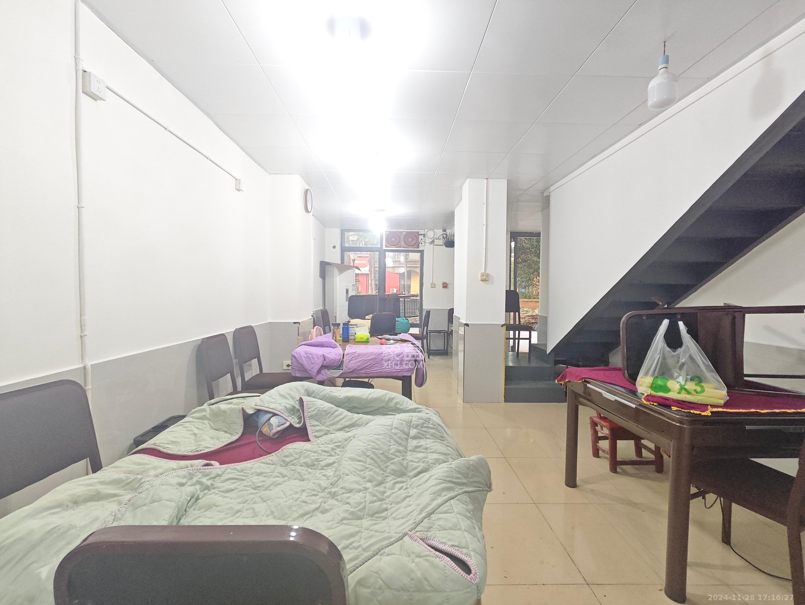 中国铁建国际城一期   59.0㎡      2500.0元/月室内图