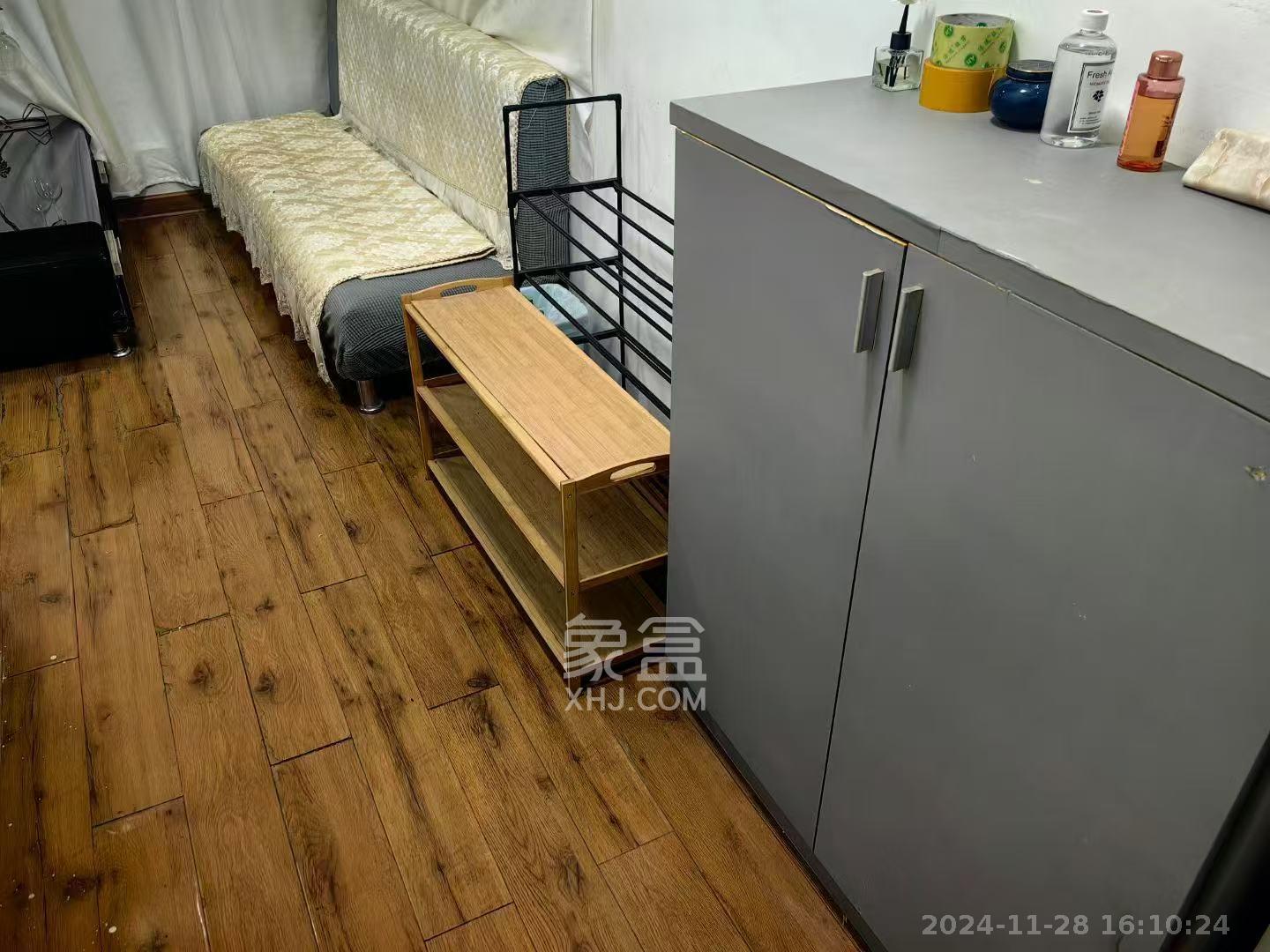 中盛小家碧寓 2室1厅1卫 1600.0元/月 中盛小家碧寓 2室1厅1卫 1600.0元/月室内图