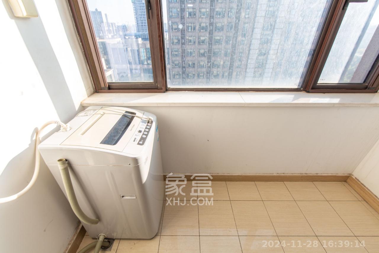 喜盈门范城 2室1厅1卫 2300.0元/月 喜盈门范城 2室1厅1卫 2300.0元/月室内图