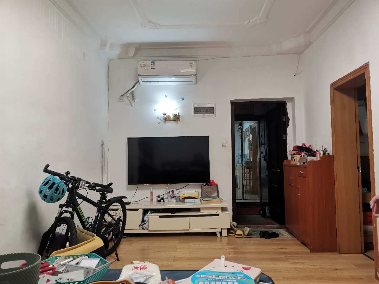 冶金局小区 3室2厅1卫 1000.0元/月 冶金局小区 3室2厅1卫 1000.0元/月室内图