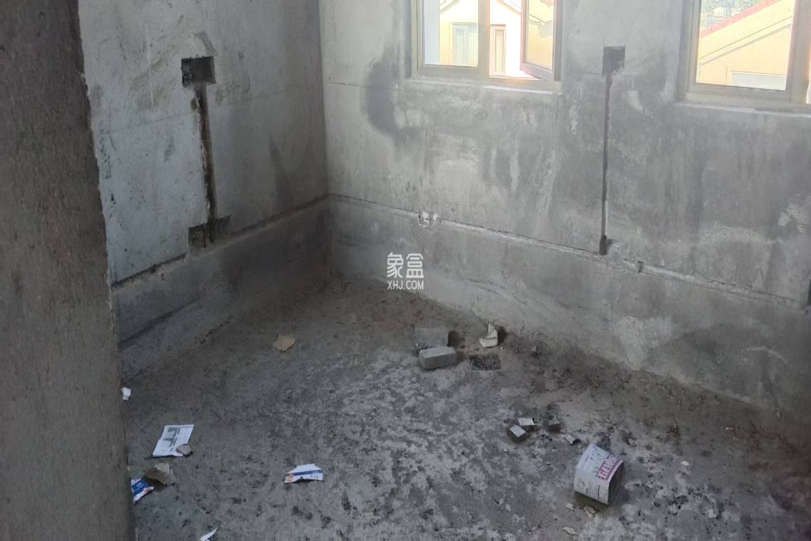 碧桂园  6室3厅4卫    280.0万 碧桂园  6室3厅4卫    280.0万室内图