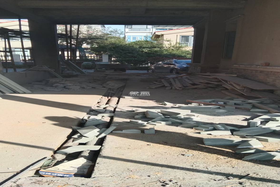 碧桂园  6室3厅4卫    280.0万 碧桂园  6室3厅4卫    280.0万室内图