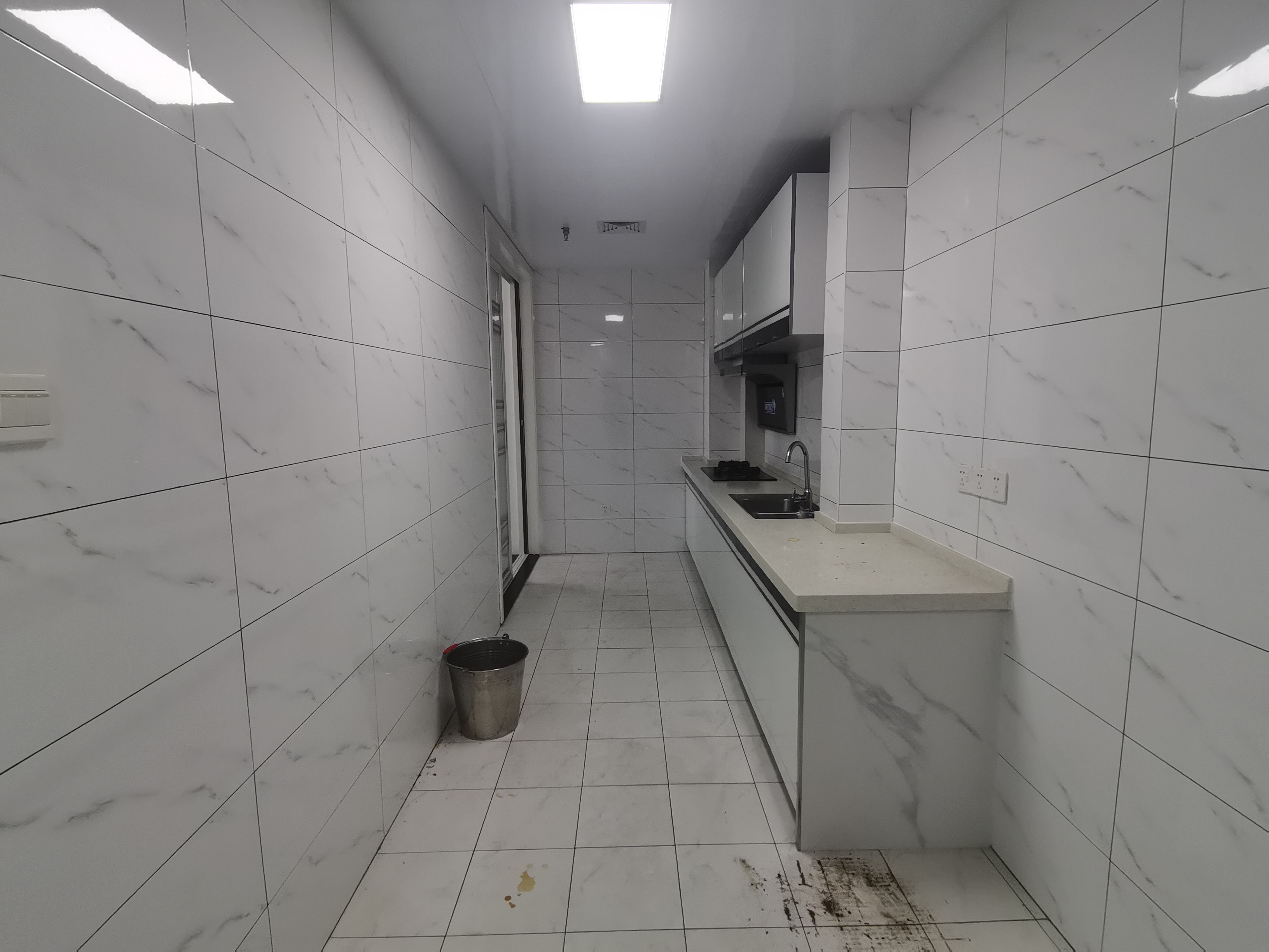 庐山春天 2室2厅1卫 50.0万 庐山春天 2室2厅1卫 50.0万室内图