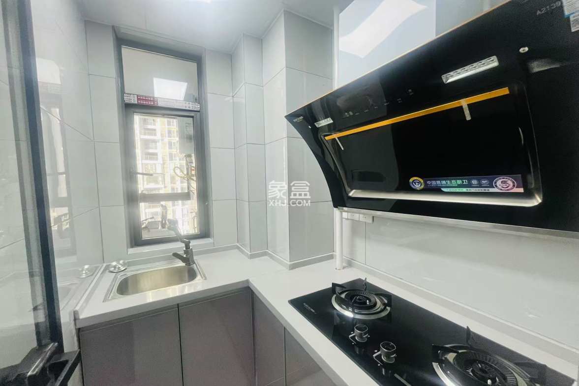 宝基广场  1室1厅1卫    1380.0元/月 宝基广场  1室1厅1卫    1380.0元/月室内图