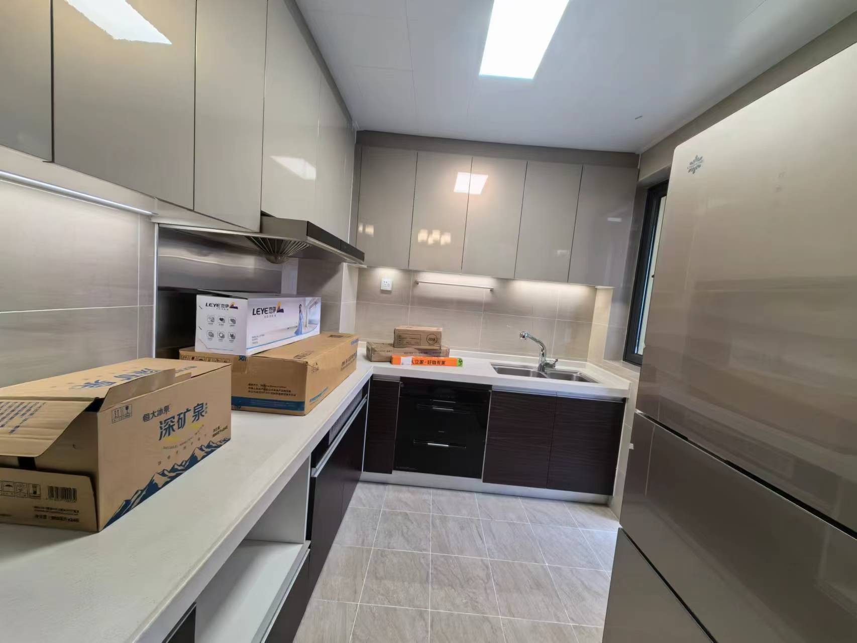 株洲恒大悦珑台 3室2厅2卫 1800.0元/月 株洲恒大悦珑台 3室2厅2卫 1800.0元/月室内图