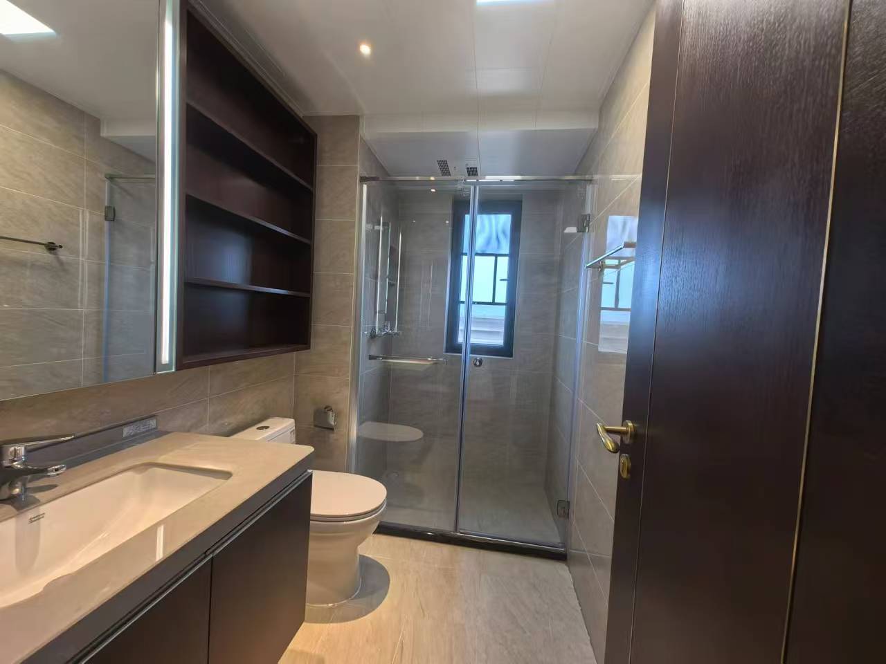 株洲恒大悦珑台 3室2厅2卫 1800.0元/月 株洲恒大悦珑台 3室2厅2卫 1800.0元/月室内图