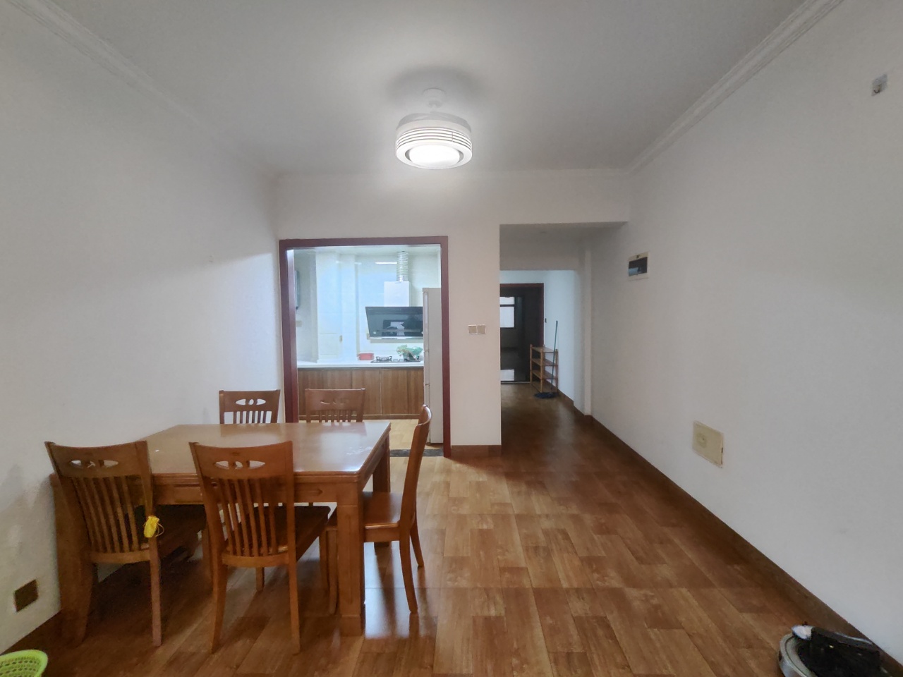 武广国际学苑 3室2厅1卫 2100.0元/月 武广国际学苑 3室2厅1卫 2100.0元/月室内图