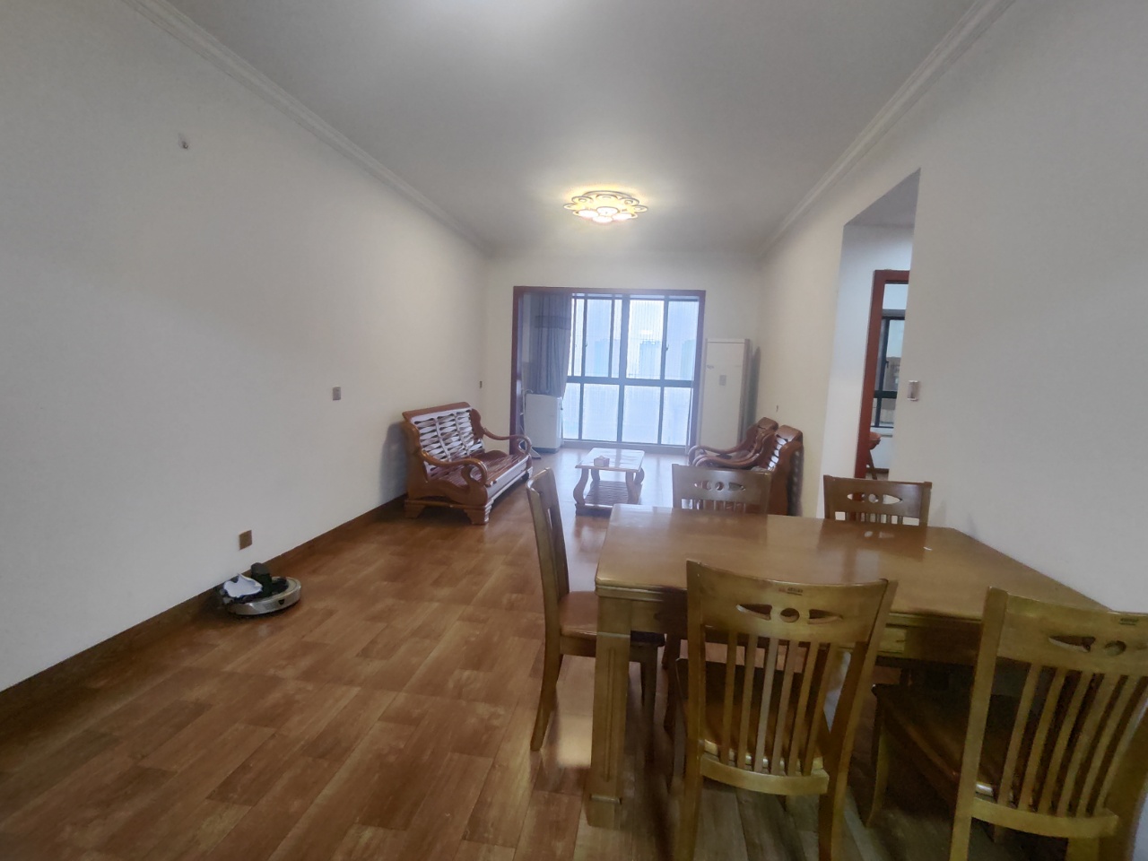 武广国际学苑 3室2厅1卫 2100.0元/月 武广国际学苑 3室2厅1卫 2100.0元/月室内图