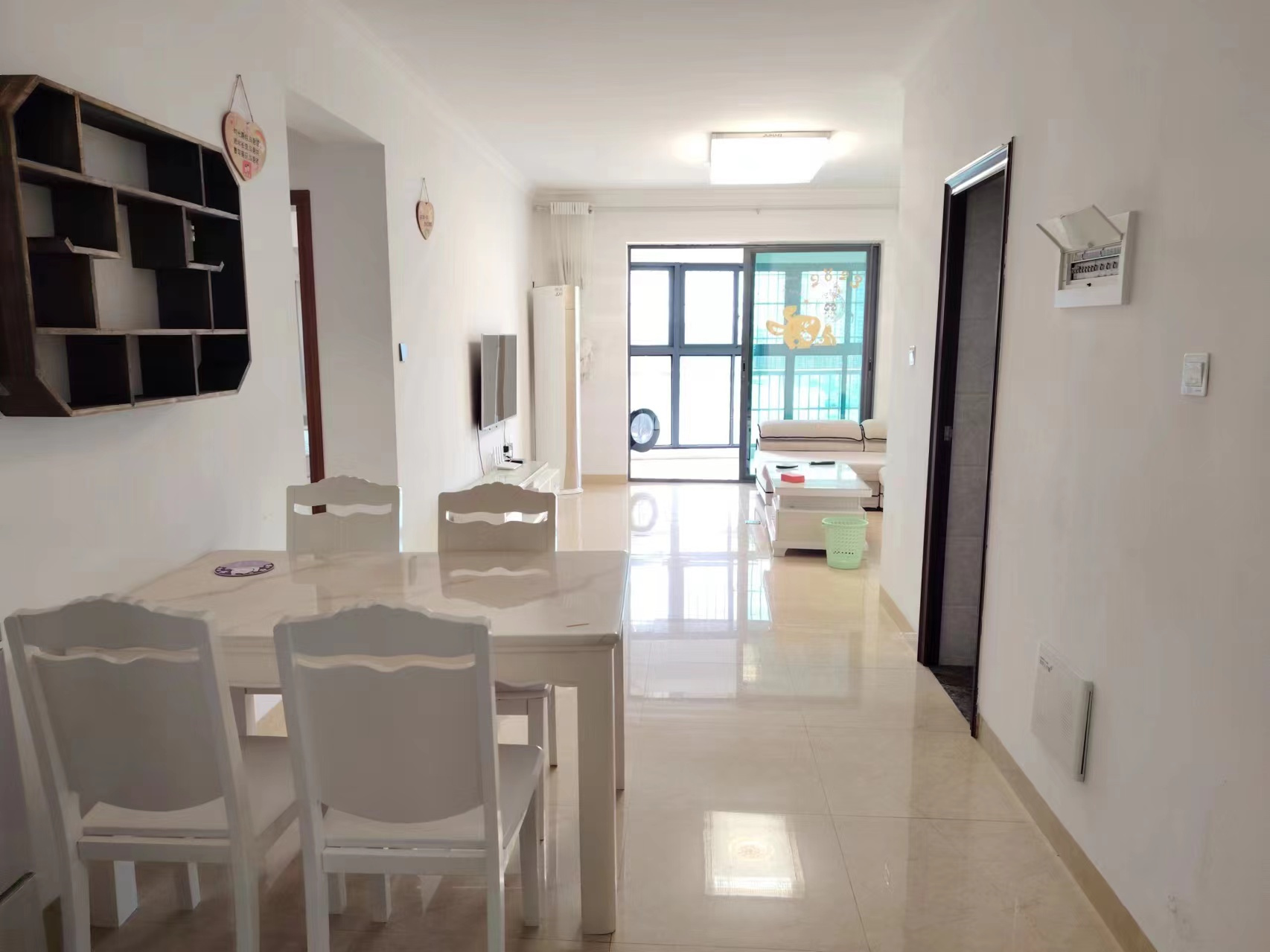 国兴城(C区)  3室2厅1卫    170.0万 国兴城(C区)  3室2厅1卫    170.0万室内图