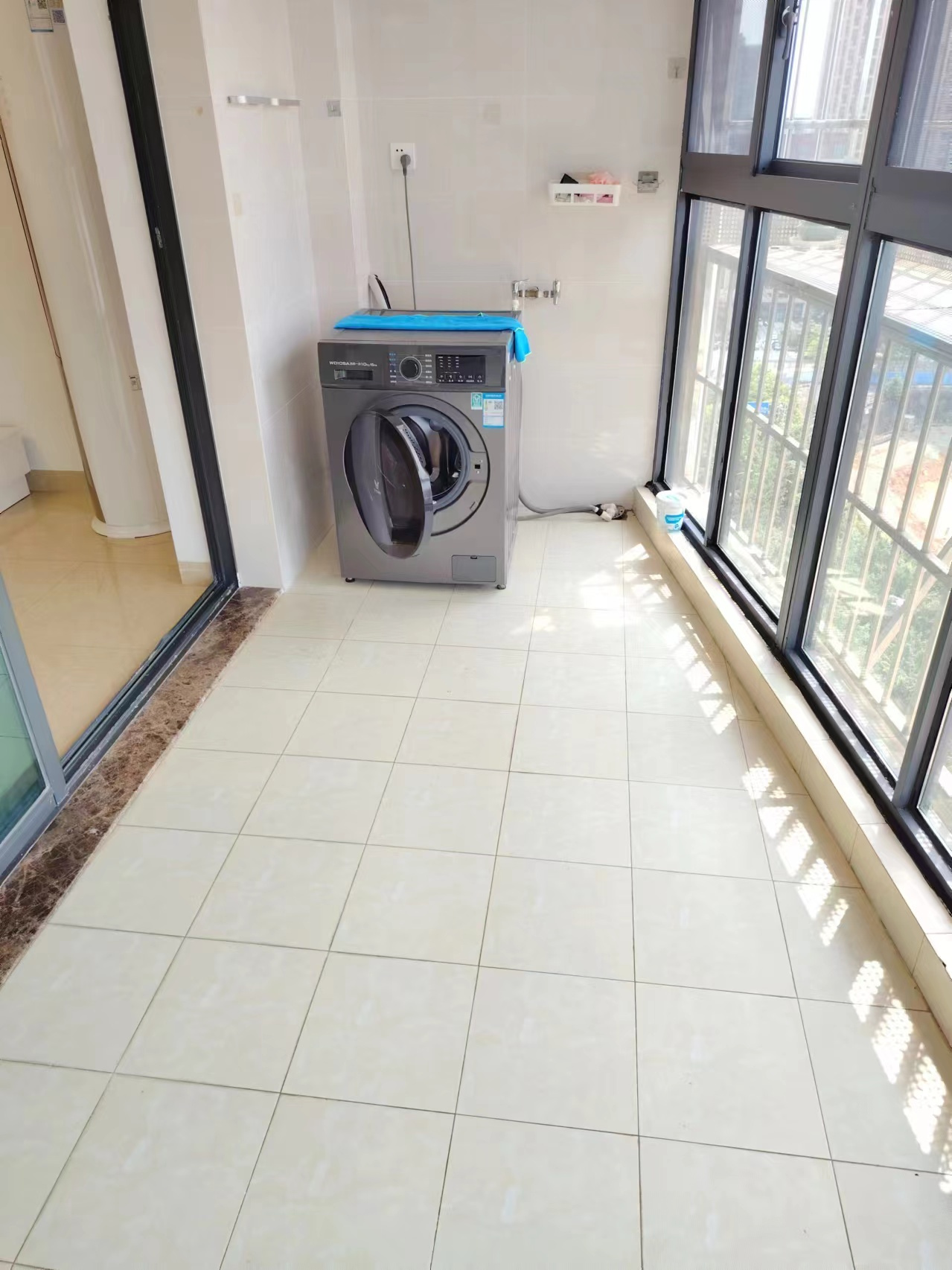 国兴城(C区)  3室2厅1卫    170.0万 国兴城(C区)  3室2厅1卫    170.0万室内图