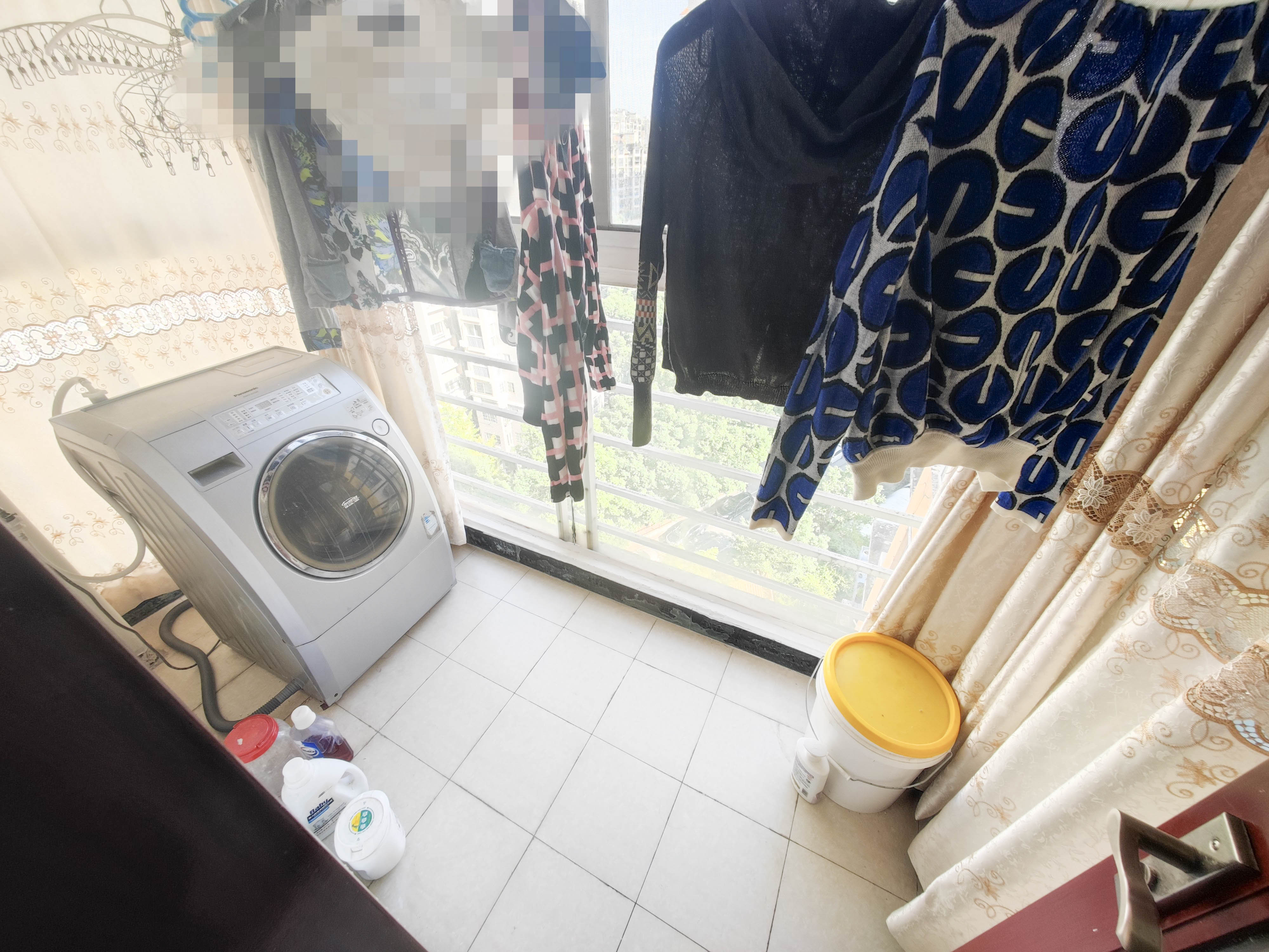 美林景园  5室2厅1卫   145.00万阳台