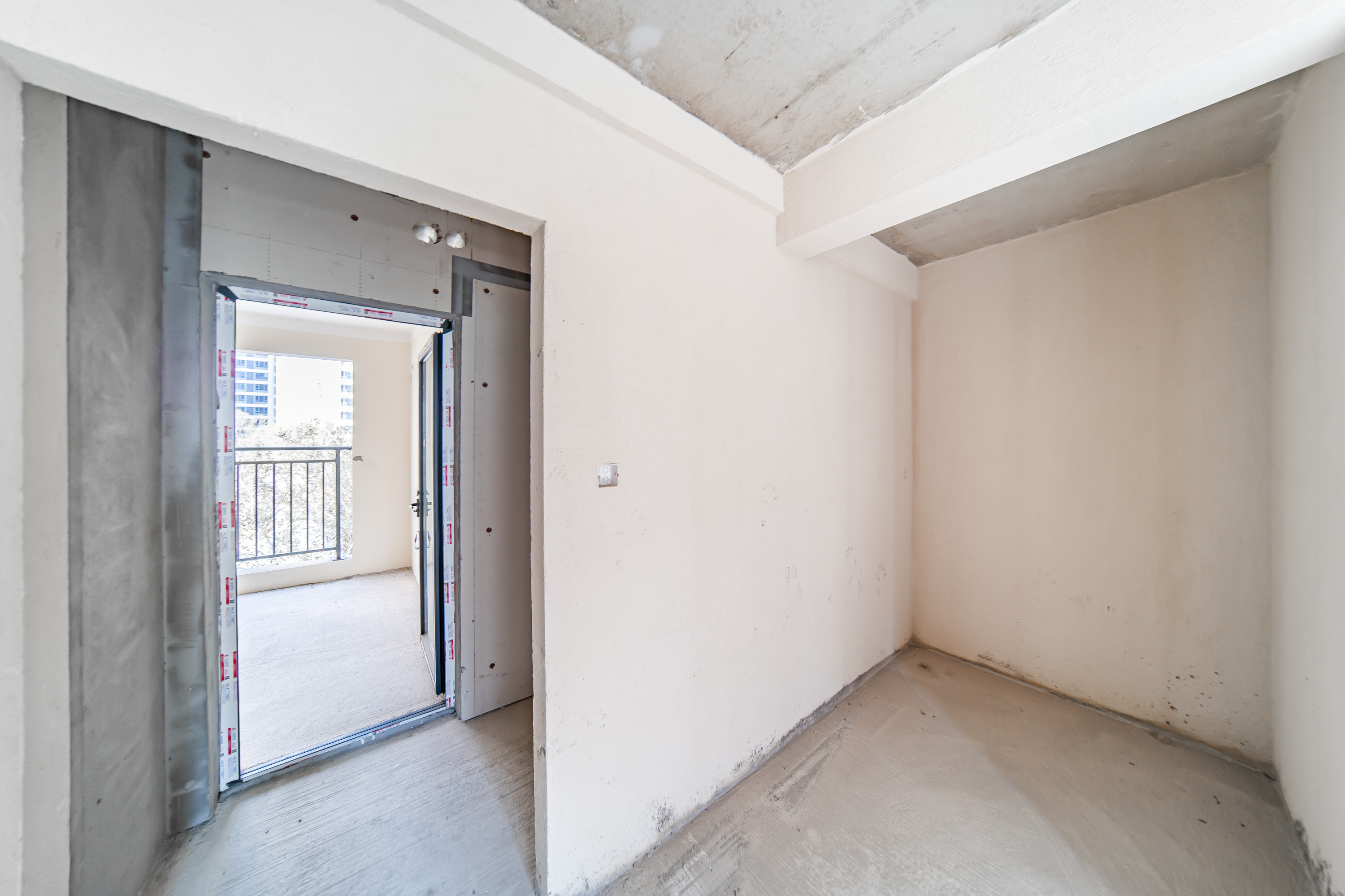 城发恒伟洋湖映2009  4室2厅3卫    179.0万卧室