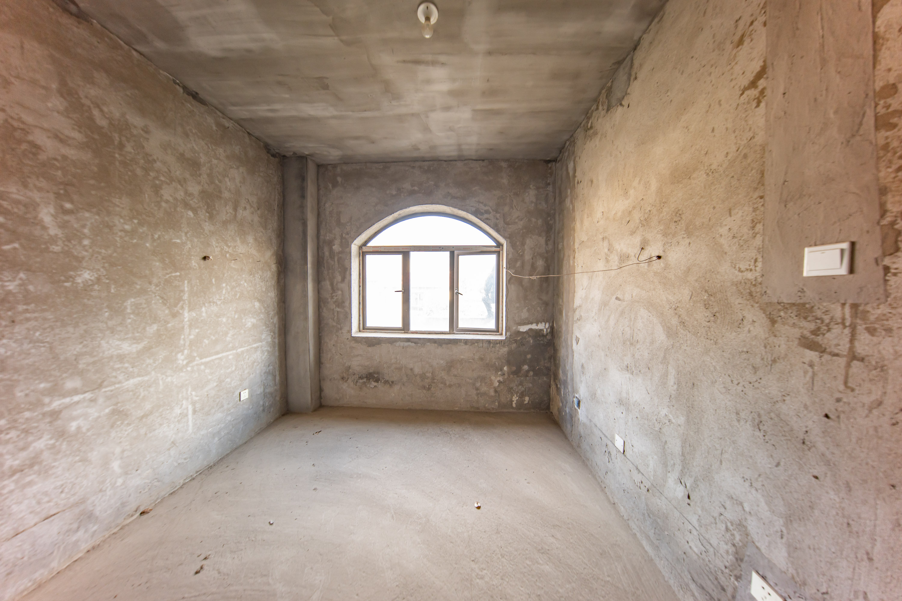 卓越麓山别墅(麓山峰境产权麓山花苑) 6室3厅3卫 468.0万 卓越麓山别墅(麓山峰境产权麓山花苑) 6室3厅3卫 468.0万卧室