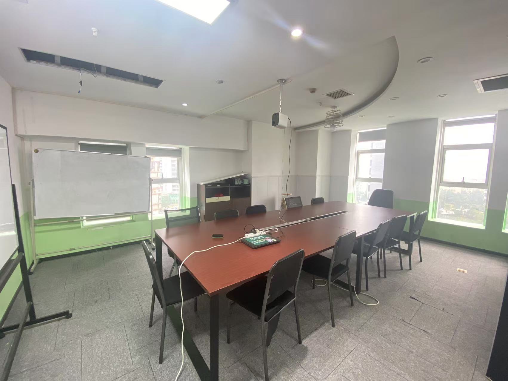 高信向日葵 4室2厅1卫 7000.0元/月 高信向日葵 4室2厅1卫 7000.0元/月室内图