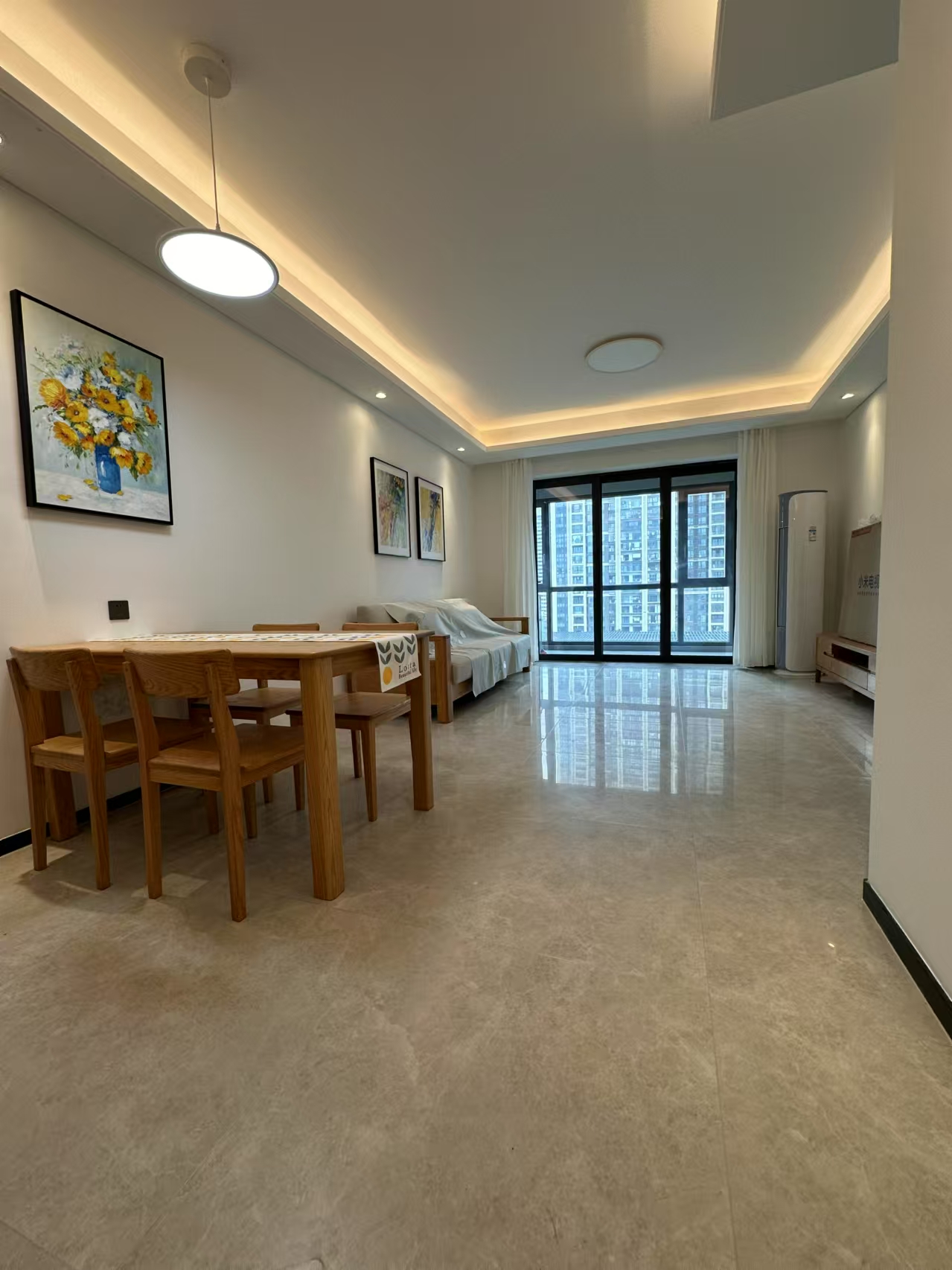 华润中心三期  1室0厅0卫    406.0万 华润中心三期  1室0厅0卫    406.0万室内图