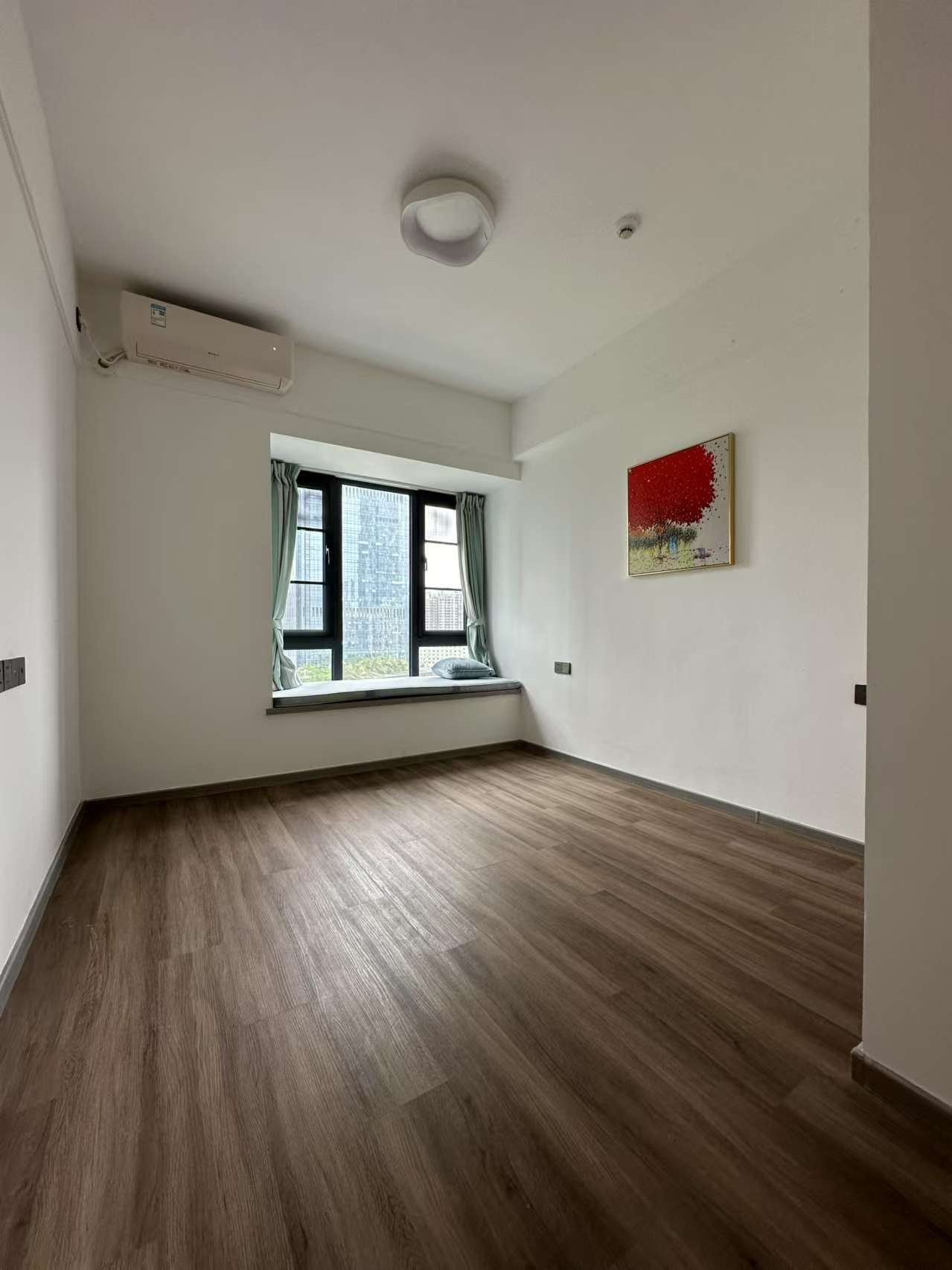 华润中心三期  1室0厅0卫    406.0万 华润中心三期  1室0厅0卫    406.0万室内图