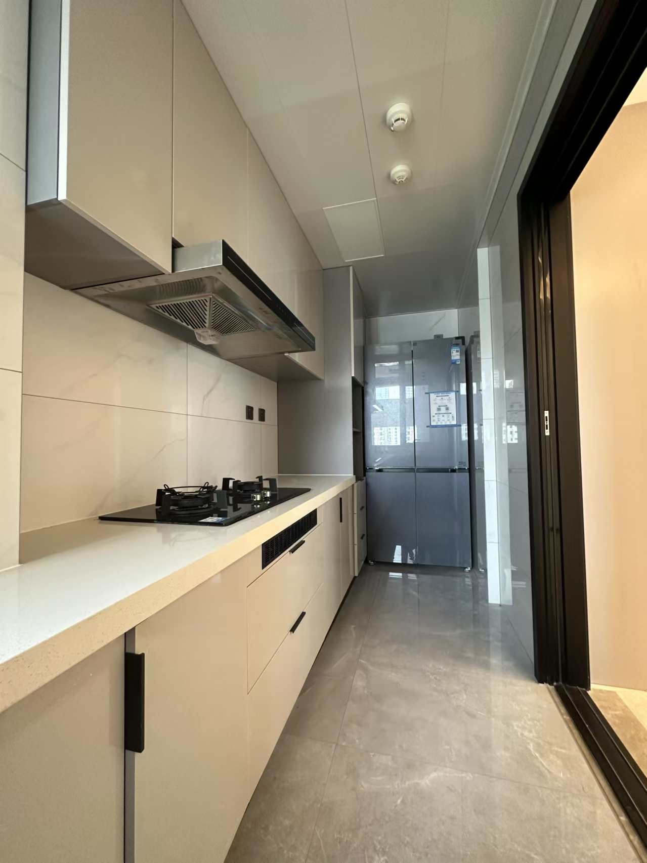 华润中心三期  1室0厅0卫    406.0万 华润中心三期  1室0厅0卫    406.0万室内图