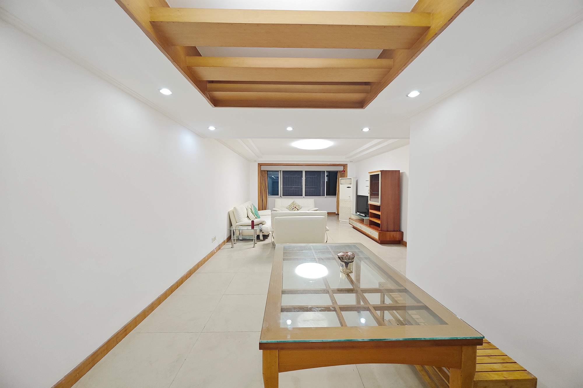 鸿园小区  3室1厅1卫   100.00万客厅