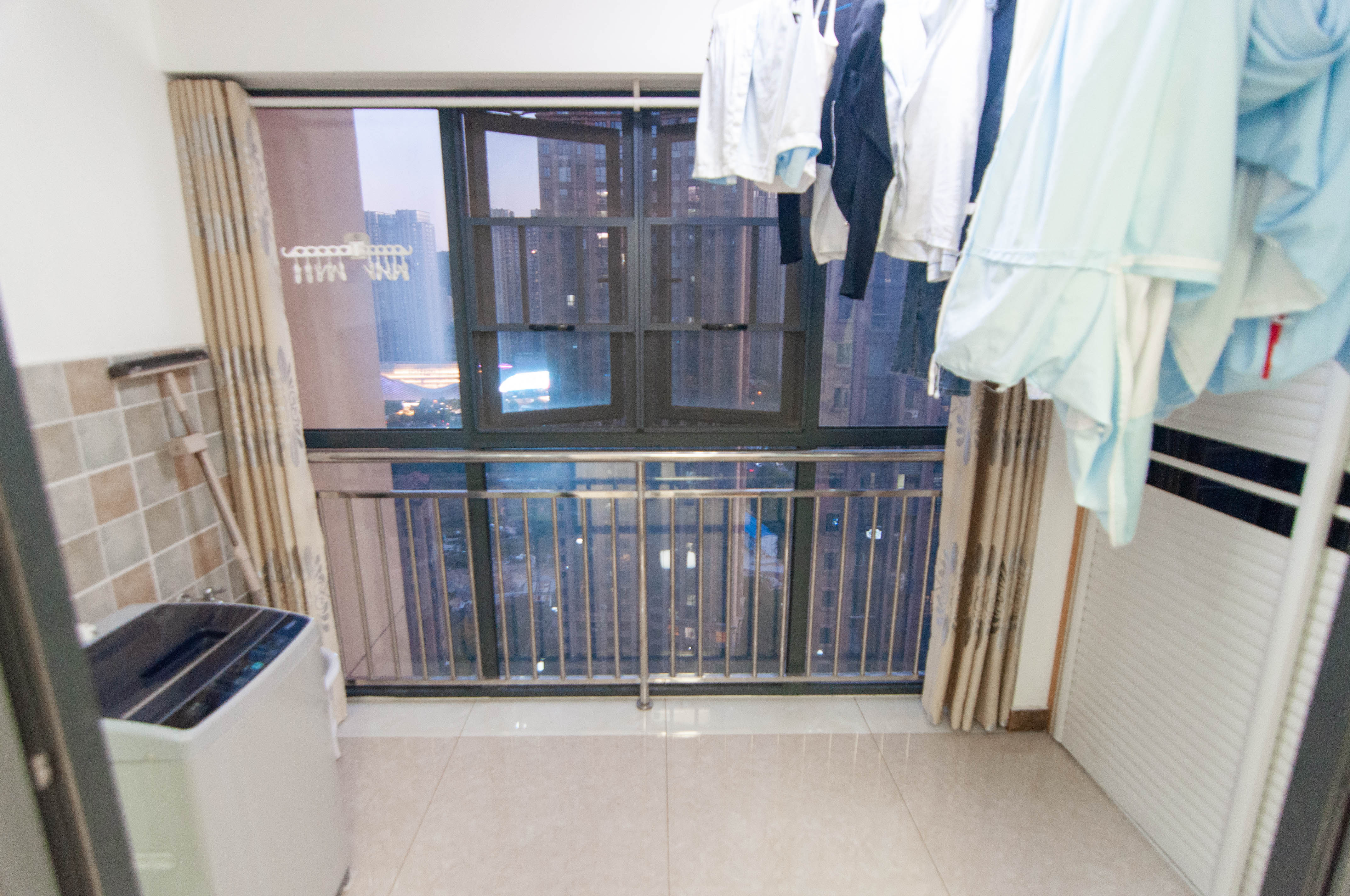振业城二期  3室2厅2卫   146.80万其他