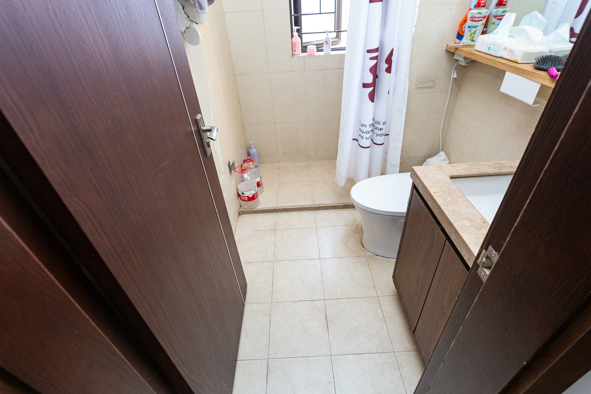 时代倾城一期  2室2厅1卫    65.0万卫生间