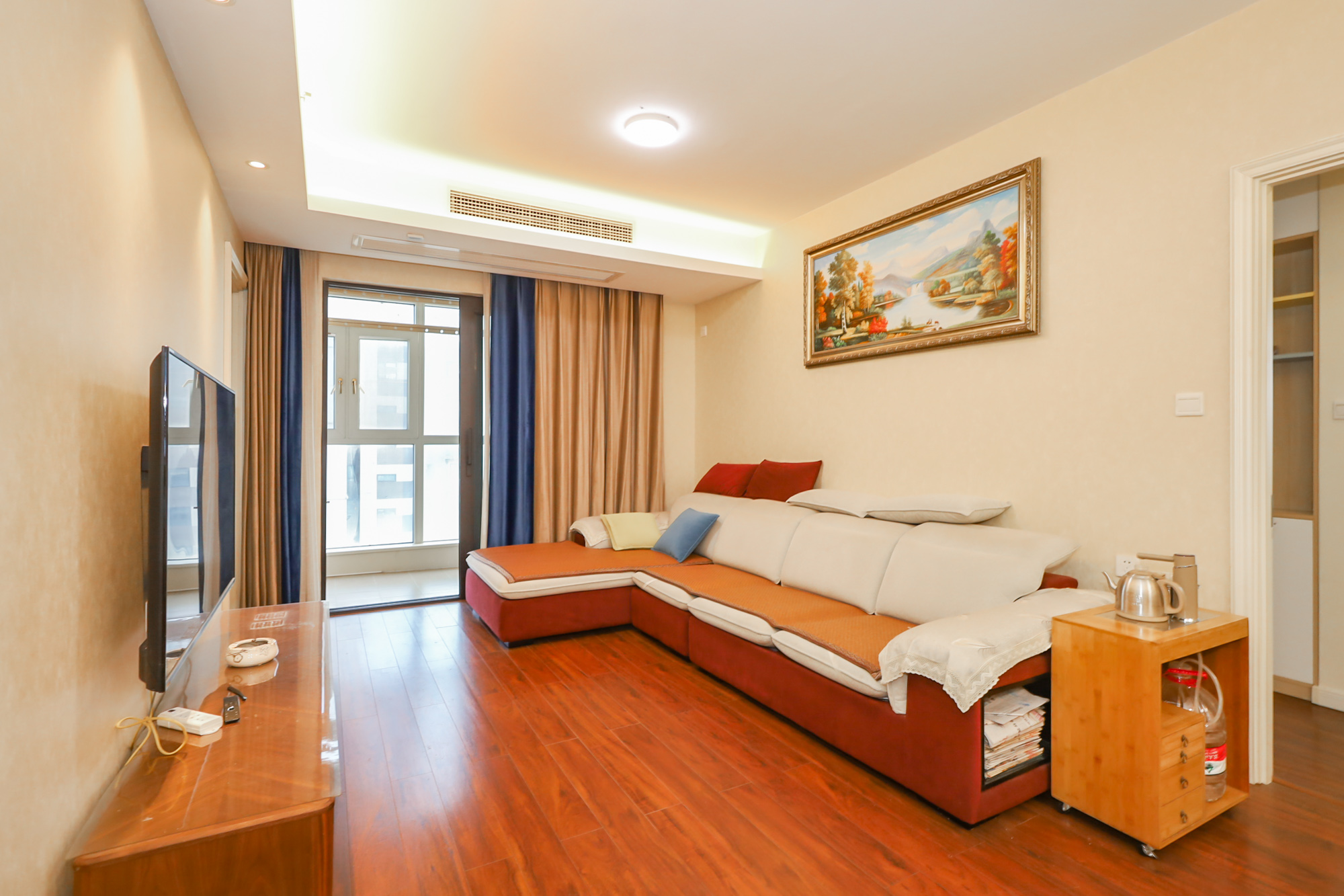 万科里金域国际 3室2厅2卫 169.0万 万科里金域国际 3室2厅2卫 169.0万客厅