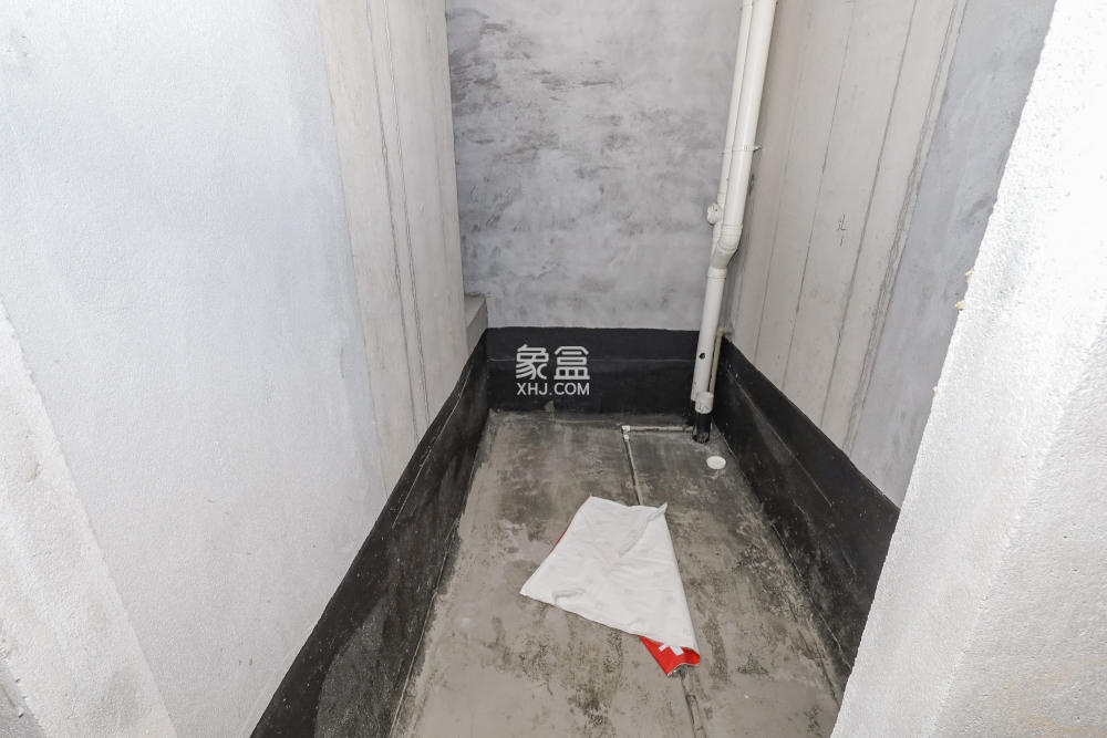 軌道中建麓江府  4室2廳2衛(wèi)   238.00萬