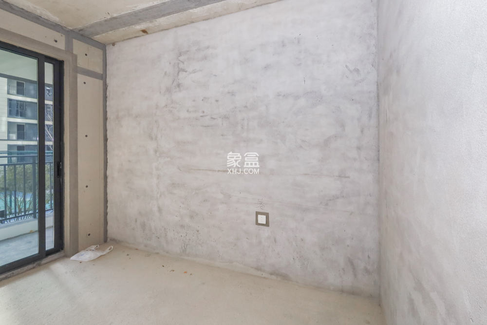 軌道中建麓江府  4室2廳2衛(wèi)   238.00萬