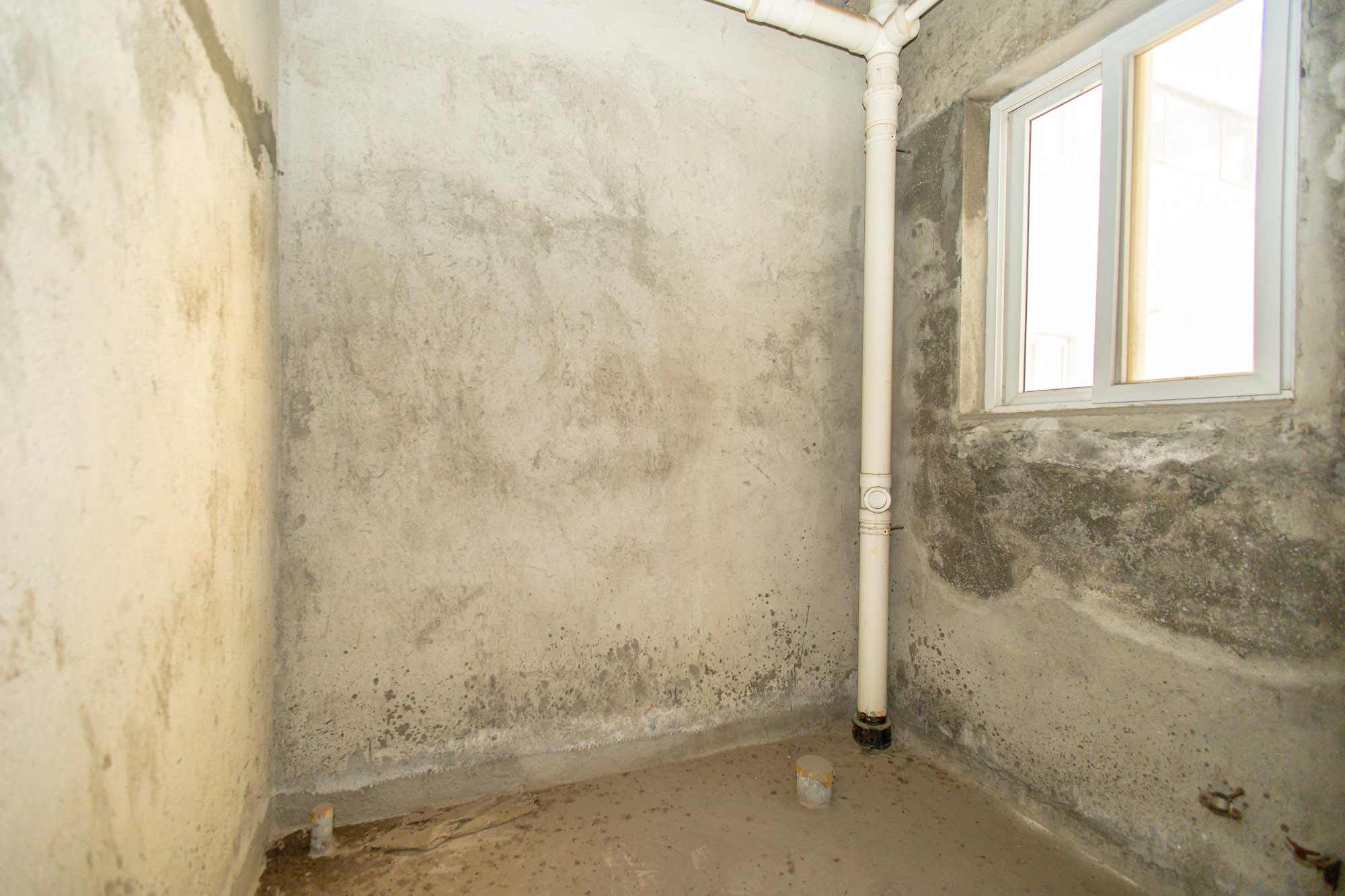 楚天家园  5室2厅3卫    118.0万卫生间