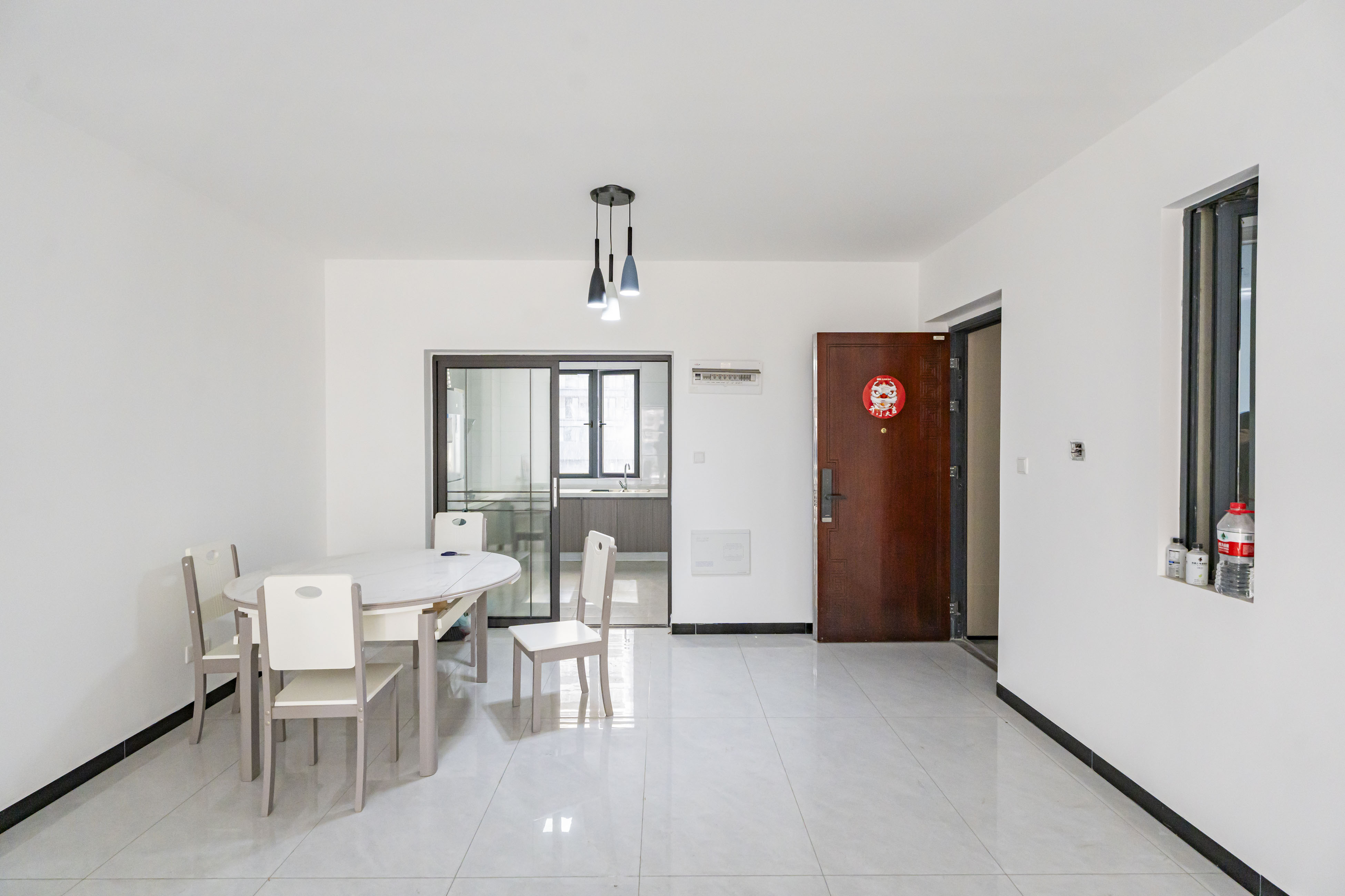 城发恒伟东风映1897 4室2厅2卫 255.0万 城发恒伟东风映1897 4室2厅2卫 255.0万客厅