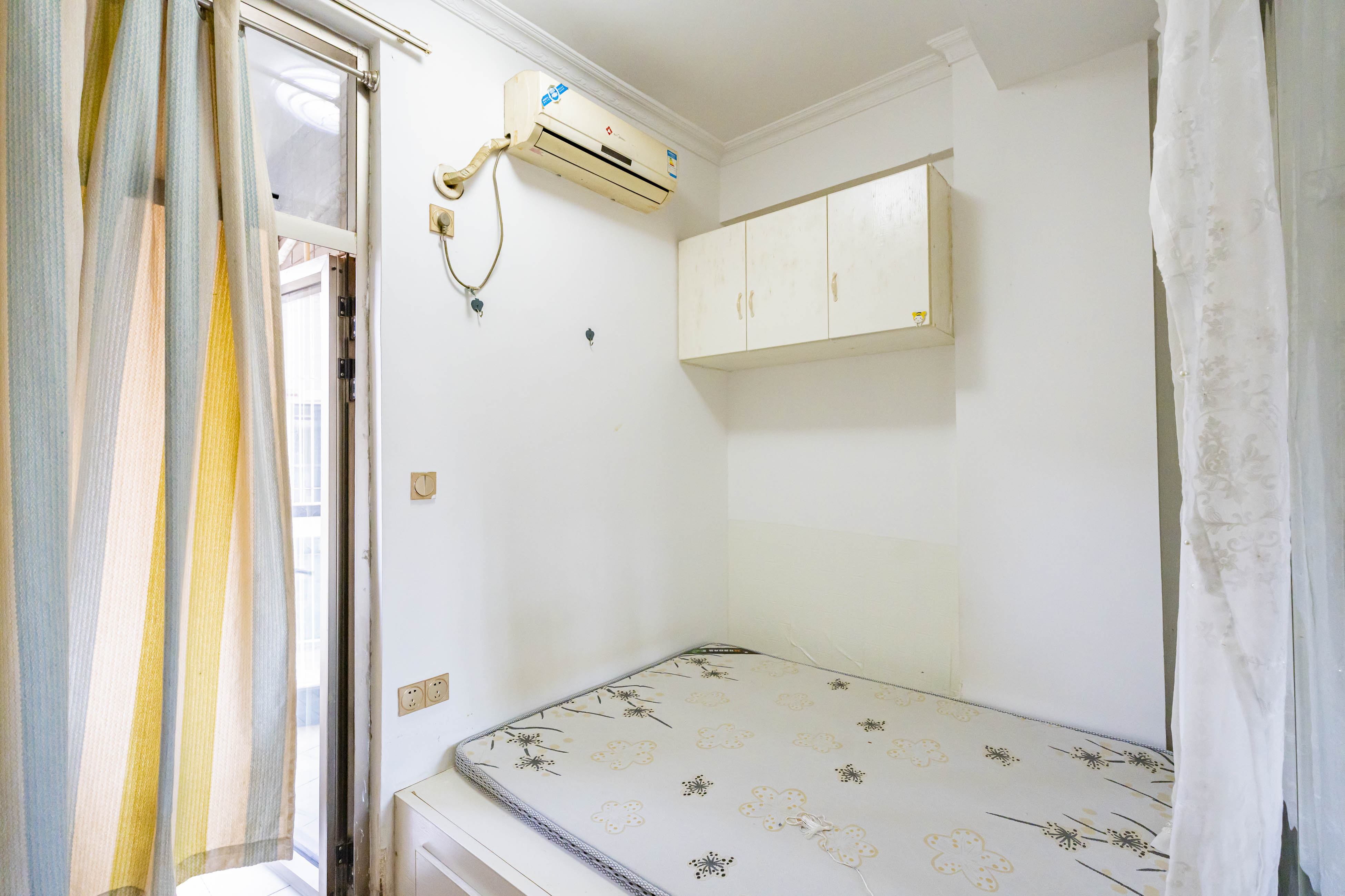 大地金墅 1室0厅0卫 39.0万 大地金墅 1室0厅0卫 39.0万卧室