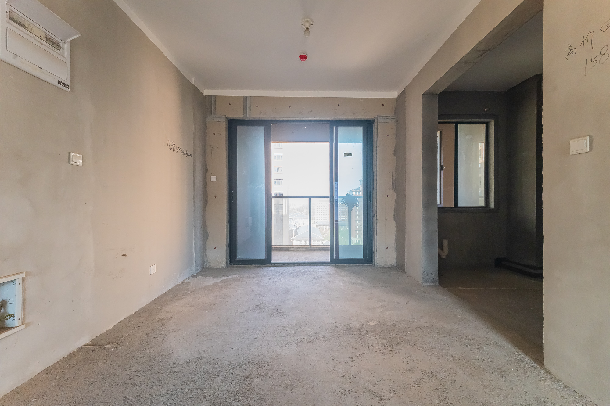 长房星昇公馆 4室2厅3卫 145.0万 长房星昇公馆 4室2厅3卫 145.0万客厅