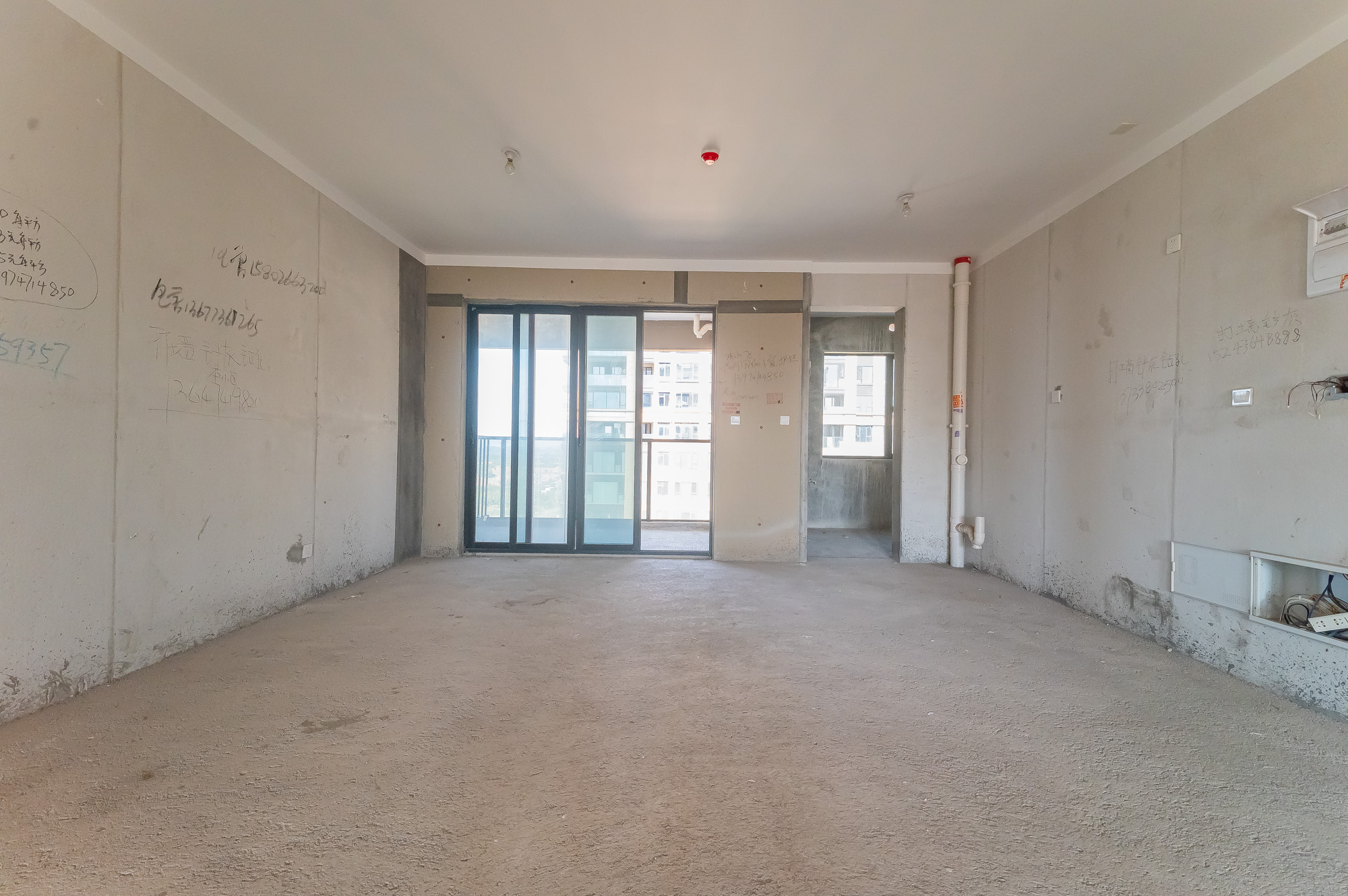 长房星昇公馆 4室2厅2卫 203.8万 长房星昇公馆 4室2厅2卫 203.8万客厅