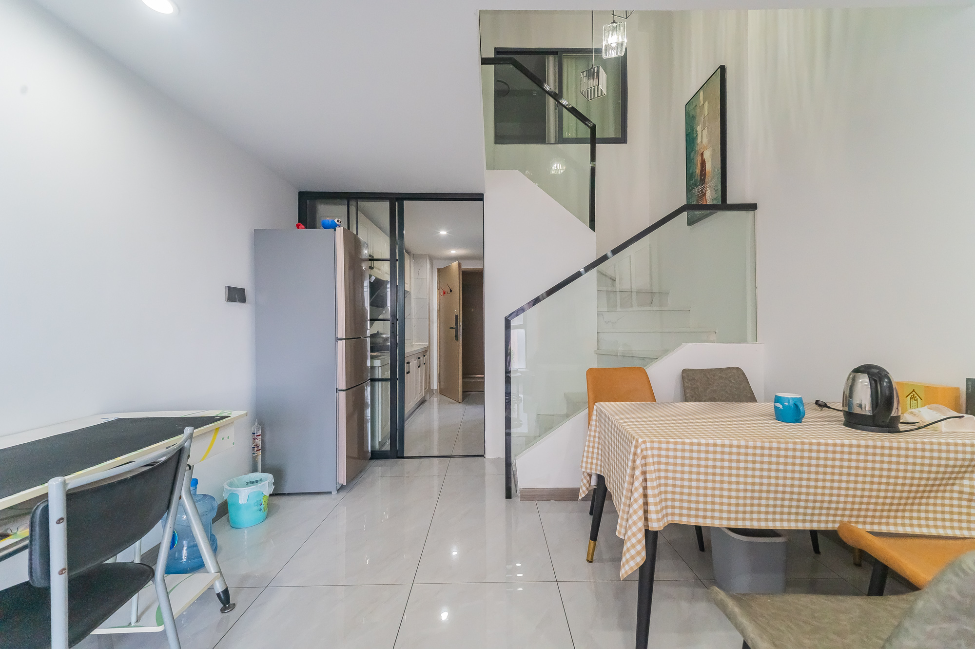 海伦春天  1室1厅1卫    31.8万 海伦春天  1室1厅1卫    31.8万客厅