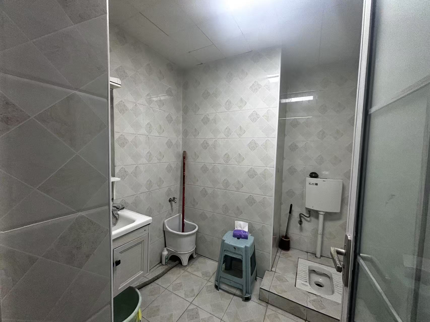 华晨御园 3室2厅2卫 4500.0元/月 华晨御园 3室2厅2卫 4500.0元/月室内图