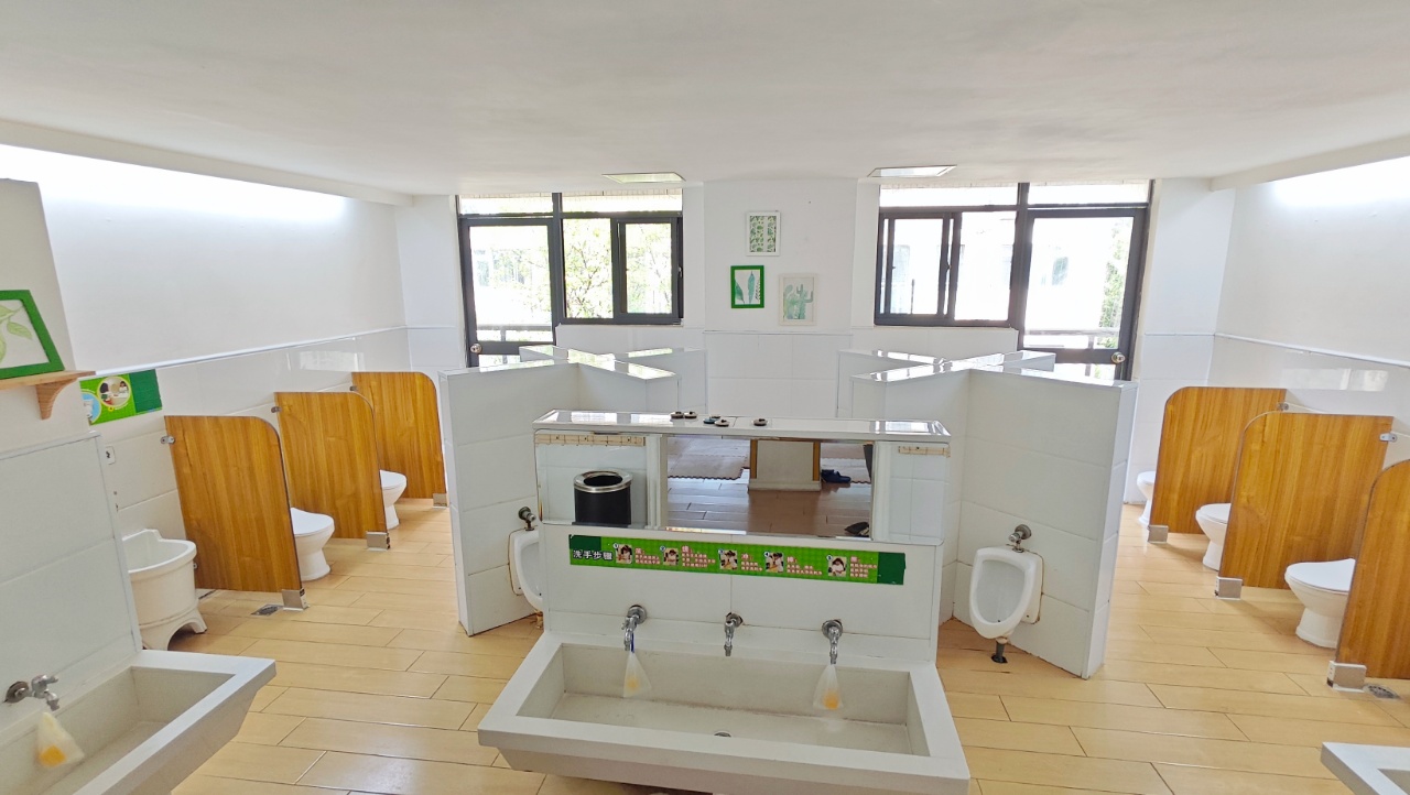 华西苑(海甸岛五东路) 5室2厅2卫 928.0万 华西苑(海甸岛五东路) 5室2厅2卫 928.0万室内图