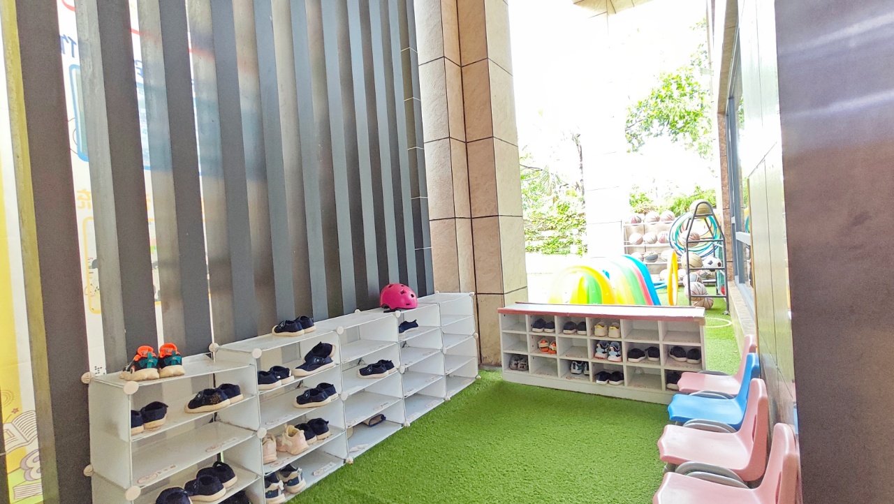 华西苑(海甸岛五东路) 5室2厅2卫 928.0万 华西苑(海甸岛五东路) 5室2厅2卫 928.0万室内图