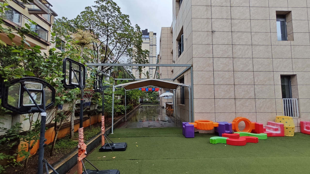 华西苑(海甸岛五东路) 5室2厅2卫 928.0万 华西苑(海甸岛五东路) 5室2厅2卫 928.0万小区图