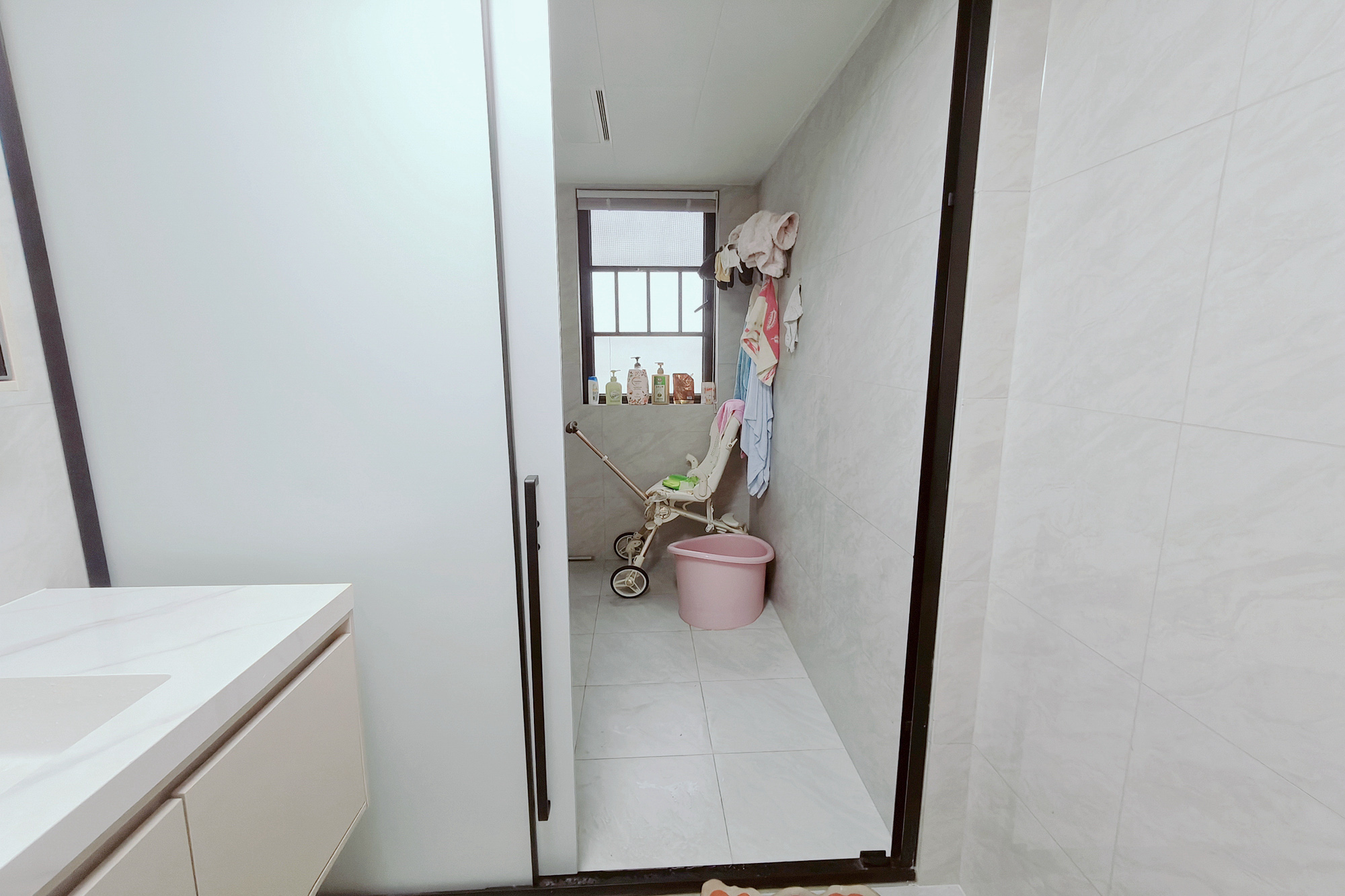 中交凤鸣九章  4室2厅2卫    188.0万 中交凤鸣九章  4室2厅2卫    188.0万卫生间