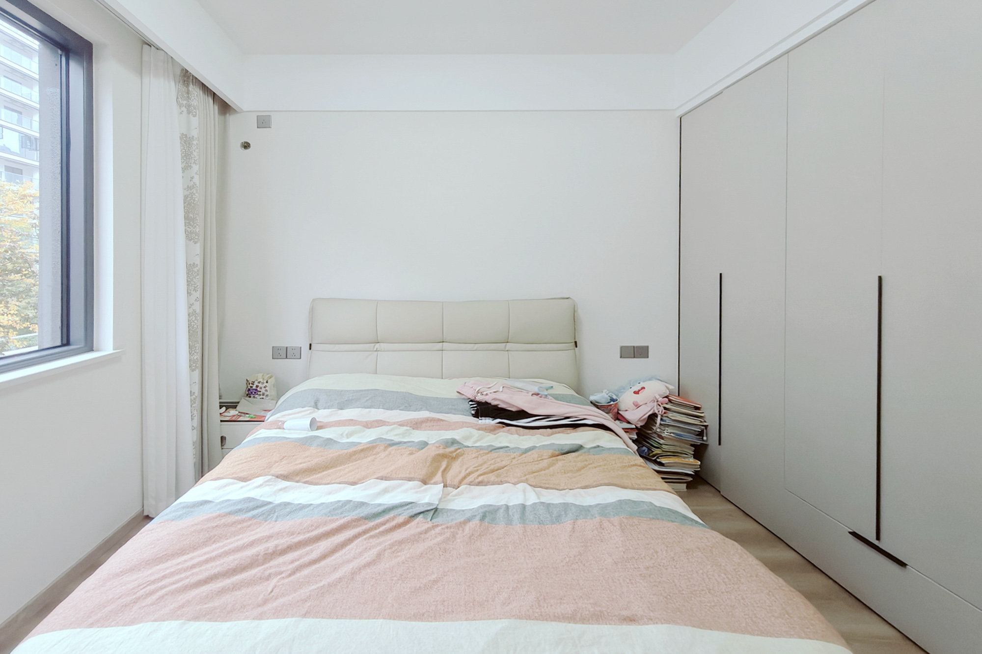 中交凤鸣九章  4室2厅2卫    188.0万 中交凤鸣九章  4室2厅2卫    188.0万卧室