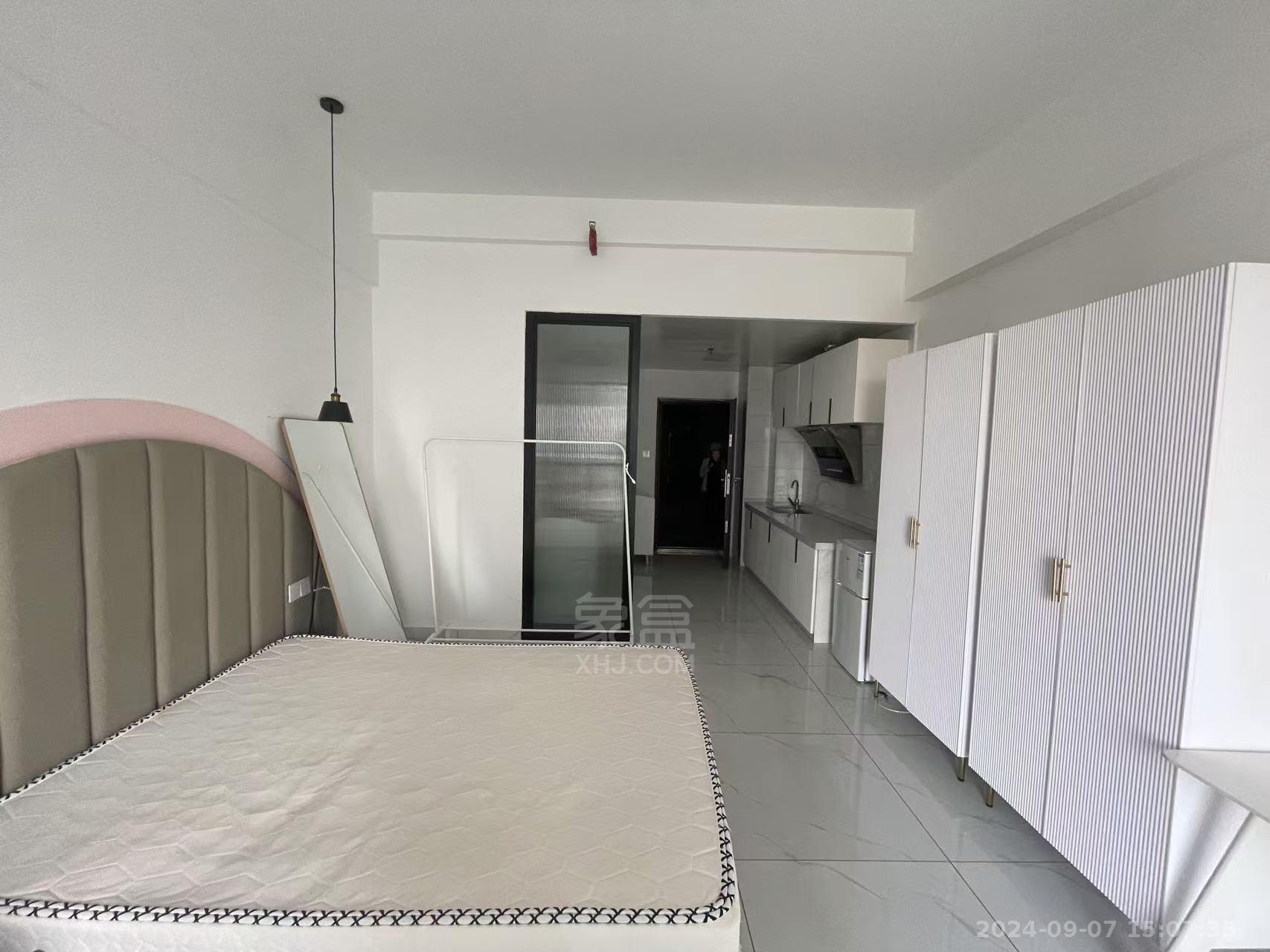 朗廷览江 1室1厅1卫 1700.0元/月 朗廷览江 1室1厅1卫 1700.0元/月室内图