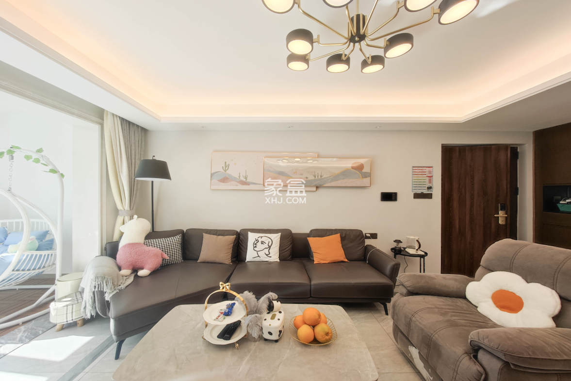 万科魅力之城天阔里  4室2厅2卫    198.0万 万科魅力之城天阔里  4室2厅2卫    198.0万客厅