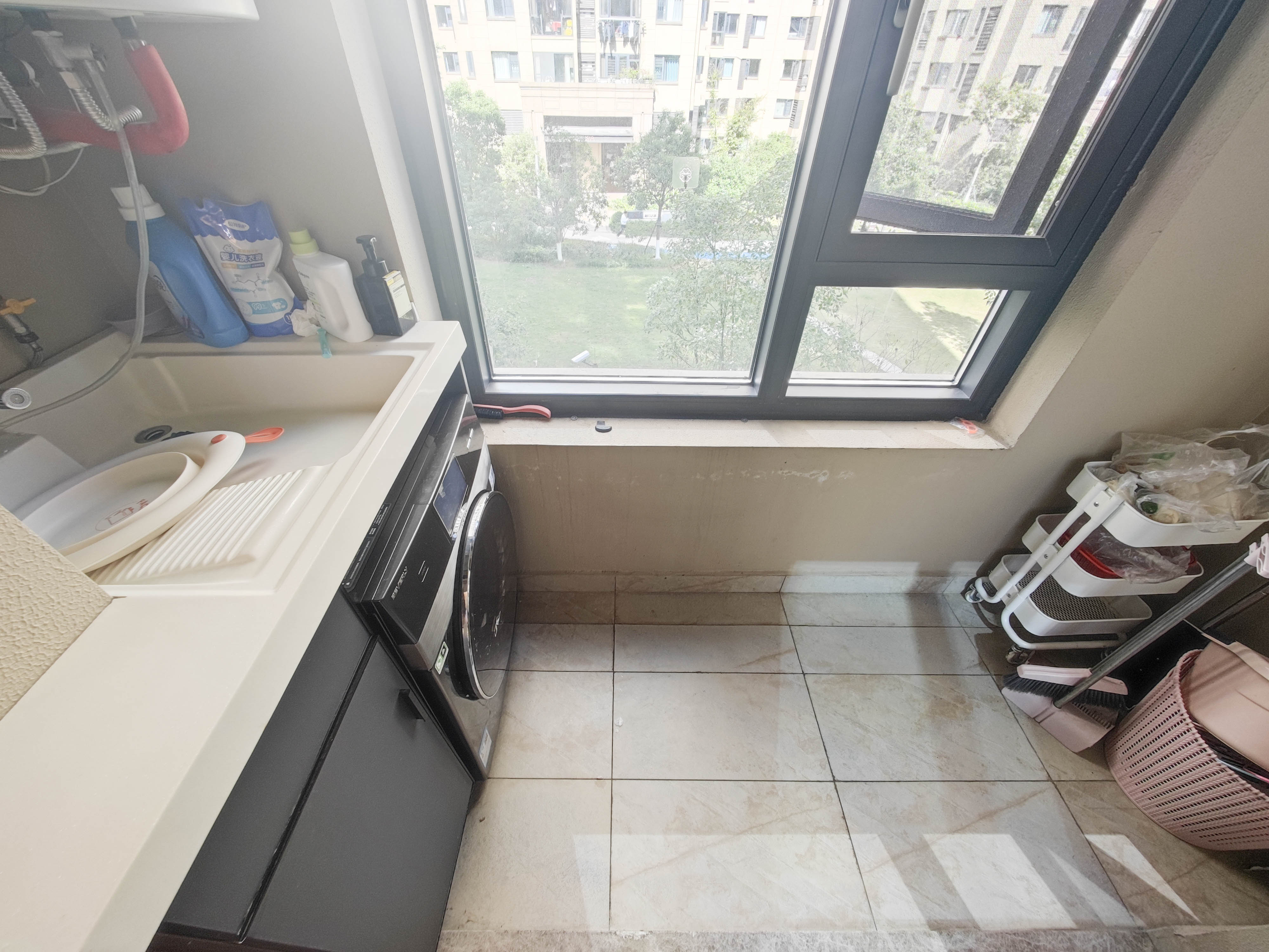 万科魅力之城天阔里  4室2厅2卫    198.0万 万科魅力之城天阔里  4室2厅2卫    198.0万阳台