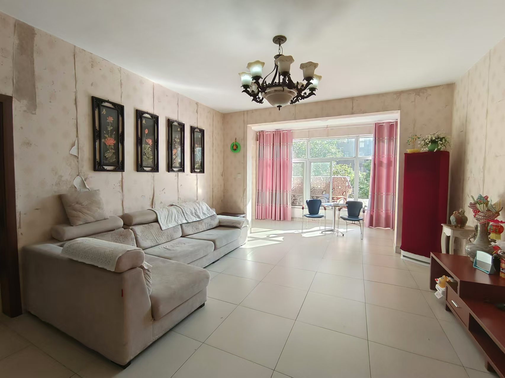 山水文园 3室2厅2卫 2000.0元/月 山水文园 3室2厅2卫 2000.0元/月室内图