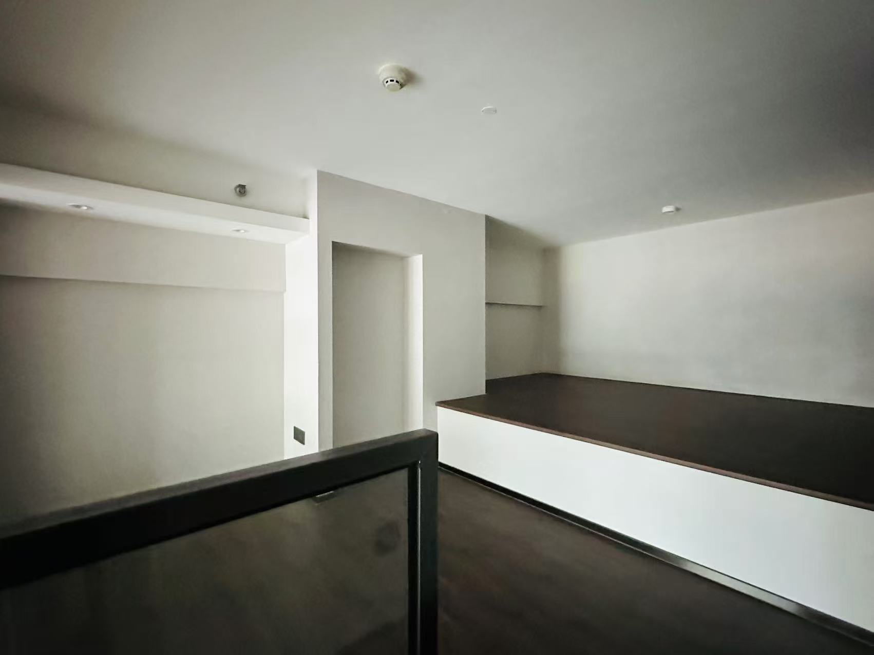 达美寰宇中心 2室1厅1卫 3400.0元/月 达美寰宇中心 2室1厅1卫 3400.0元/月室内图